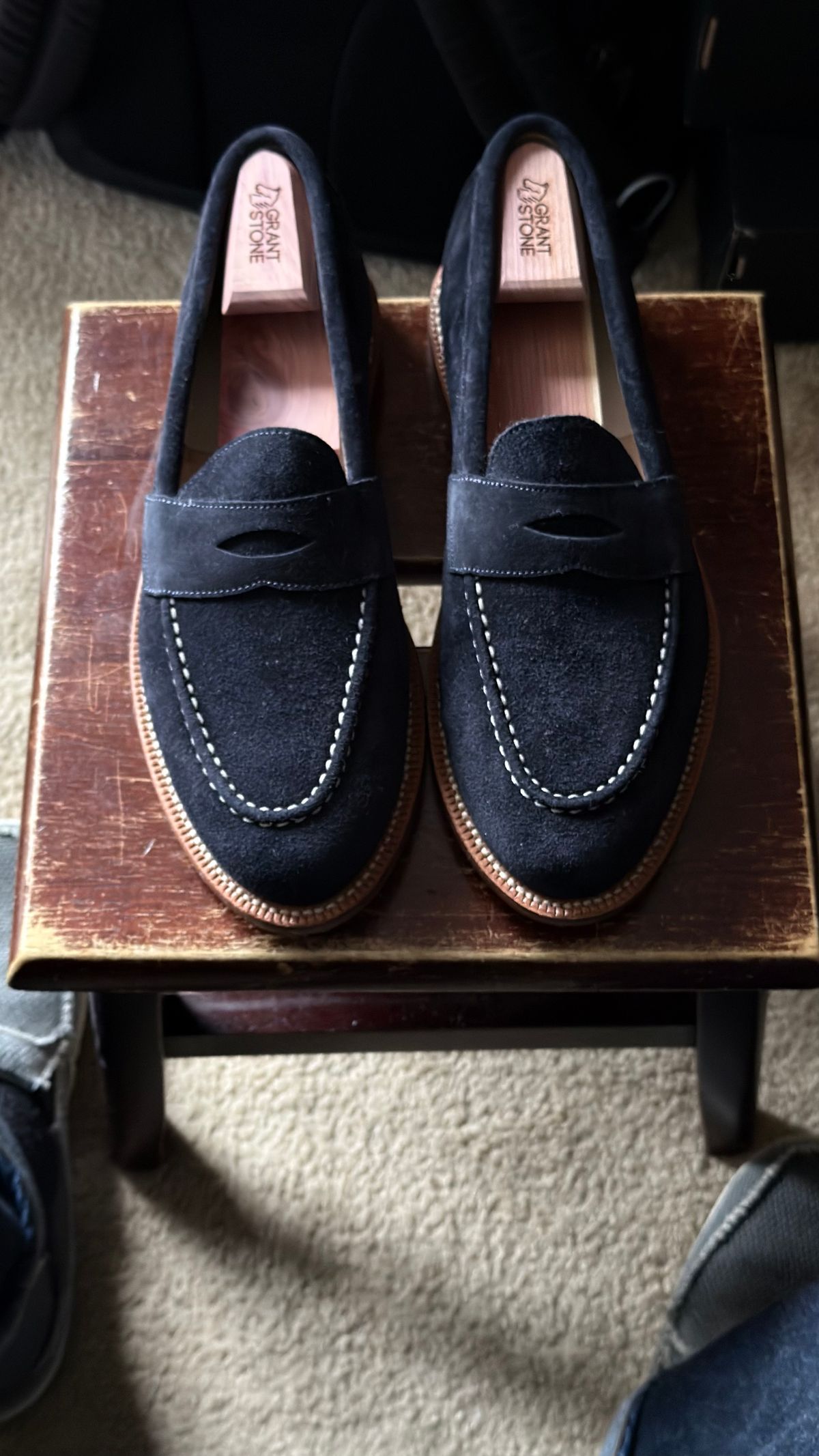 Photo by boots_4_me on June 7, 2025 of the Grant Stone Traveler Loafer in C.F. Stead Navy Janus Calf Suede.