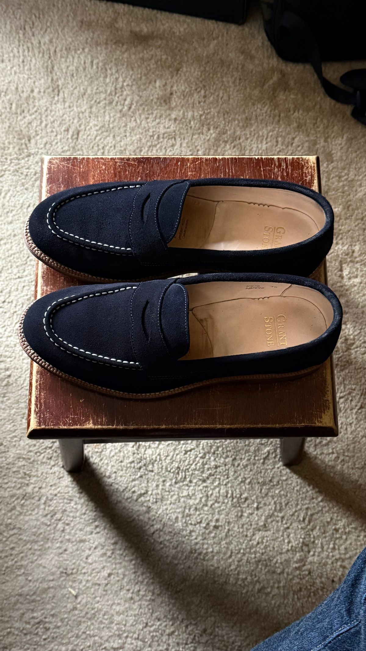 Photo by boots_4_me on July 8, 2025 of the Grant Stone Traveler Loafer in C.F. Stead Navy Janus Calf Suede.