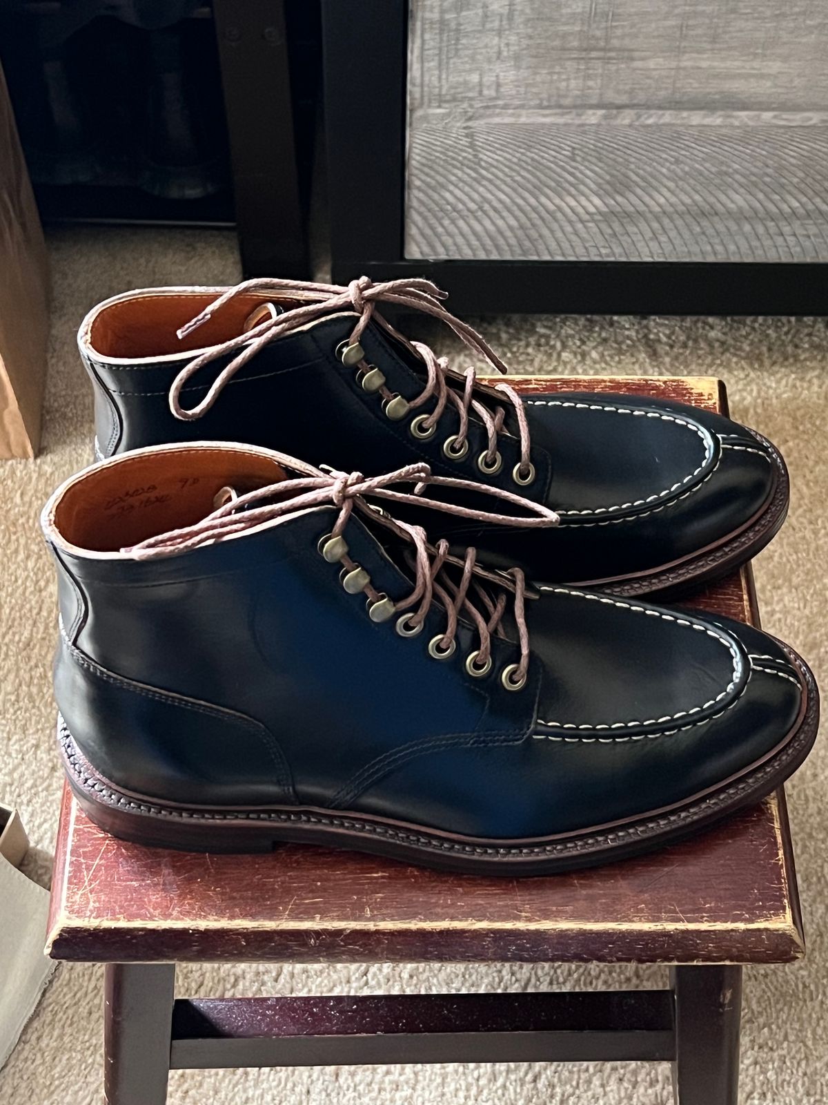 Photo by boots_4_me on July 27, 2023 of the Grant Stone Ottawa Boot in Horween Black Chromexcel.