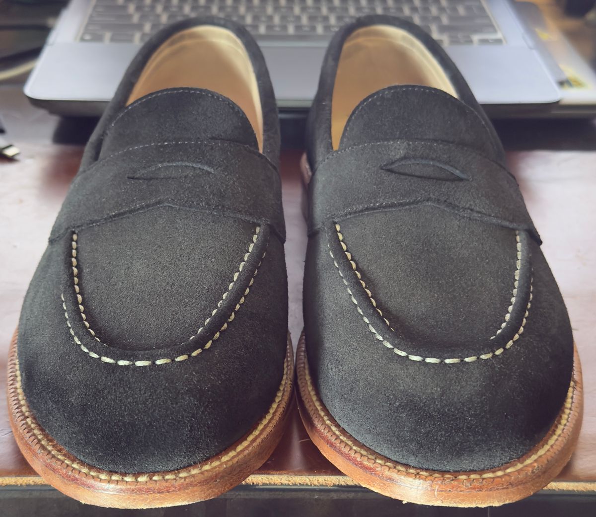 Photo by HeritageWearingPatriot on May 27, 2026 of the Grant Stone Travelers in C.F. Stead Black Janus Calf Suede.