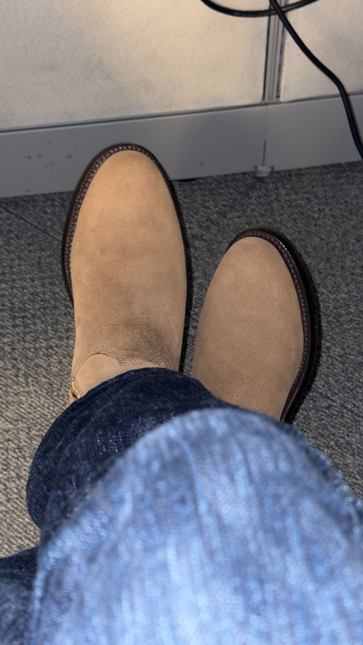 Photo by HeritageWearingPatriot on March 6, 2026 of the Grant Stone Elias in Horween Natural Chromexcel Roughout.