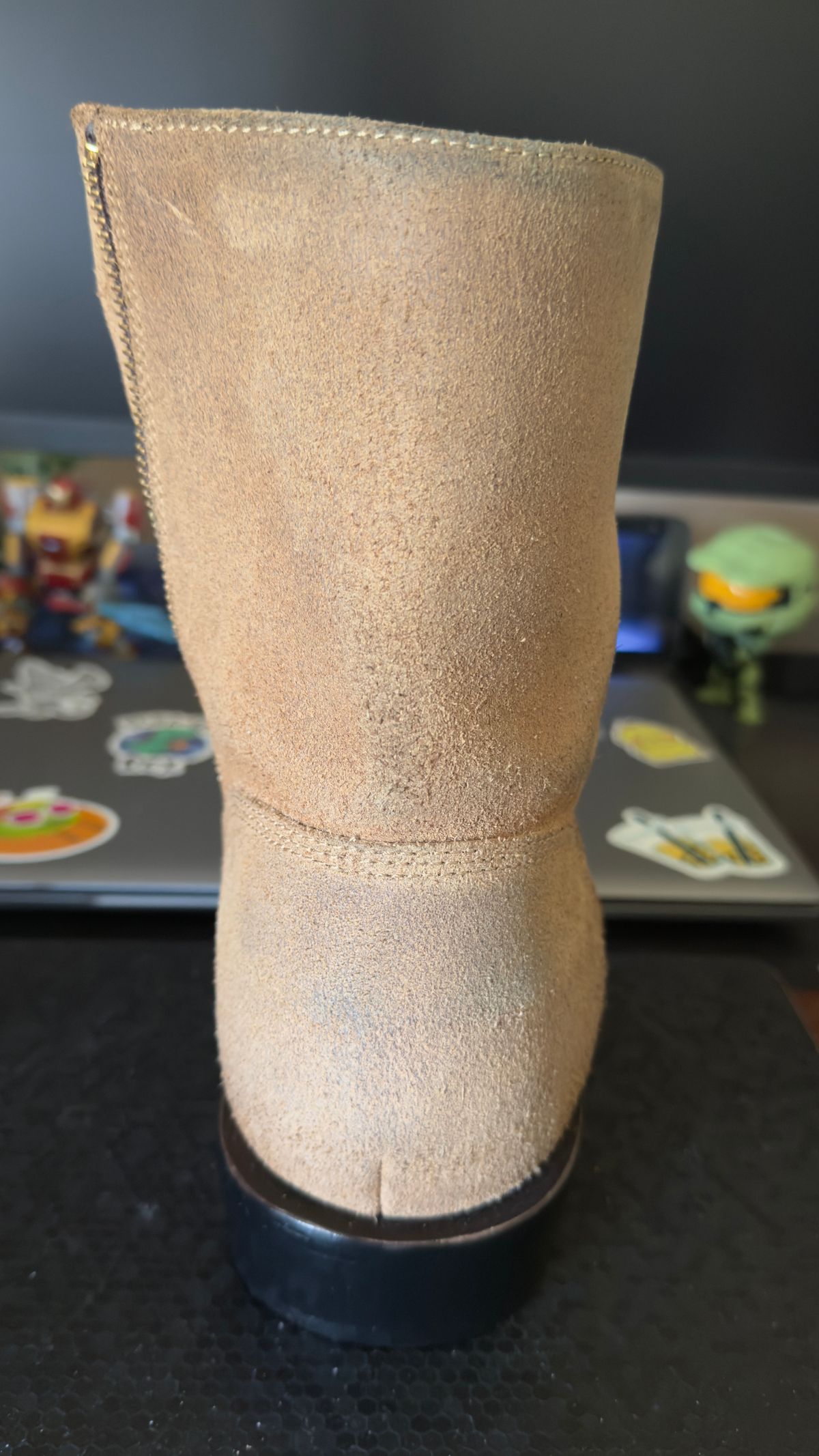 Photo by HeritageWearingPatriot on March 14, 2026 of the Grant Stone Elias in Horween Natural Chromexcel Roughout.