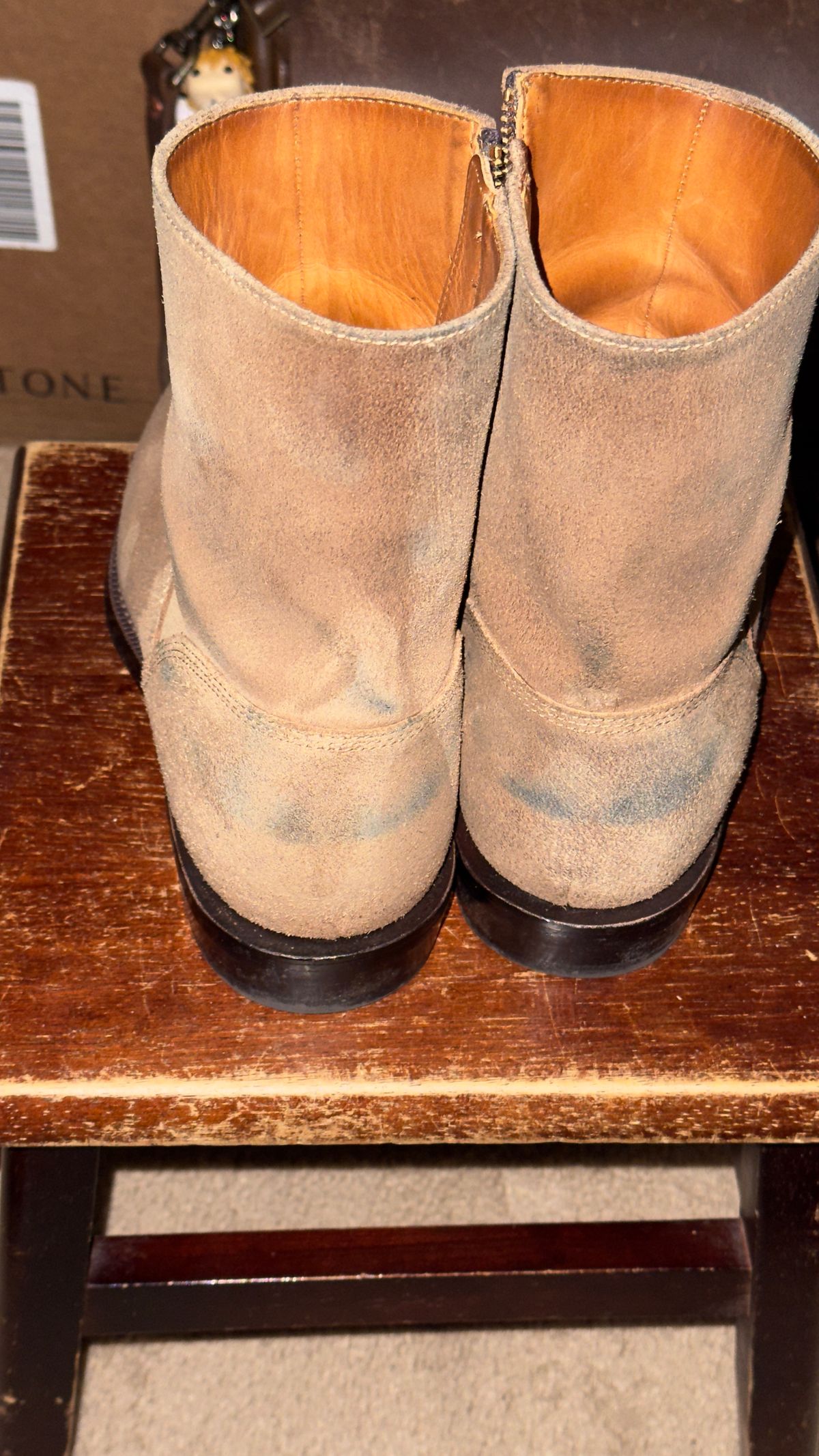 Photo by HeritageWearingPatriot on March 15, 2026 of the Grant Stone Elias in Horween Natural Chromexcel Roughout.