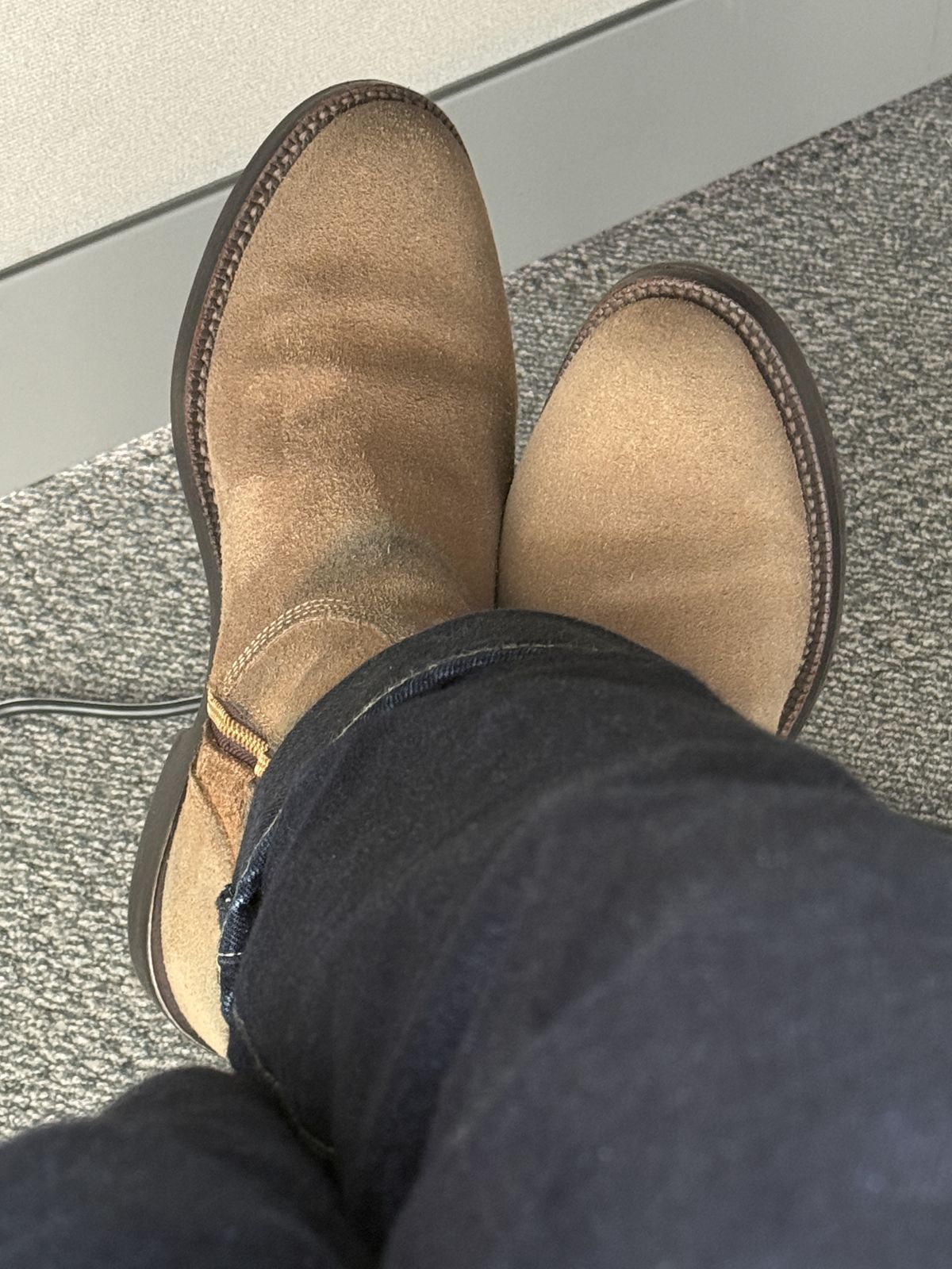 Photo by HeritageWearingPatriot on May 8, 2026 of the Grant Stone Elias in Horween Natural Chromexcel Roughout.