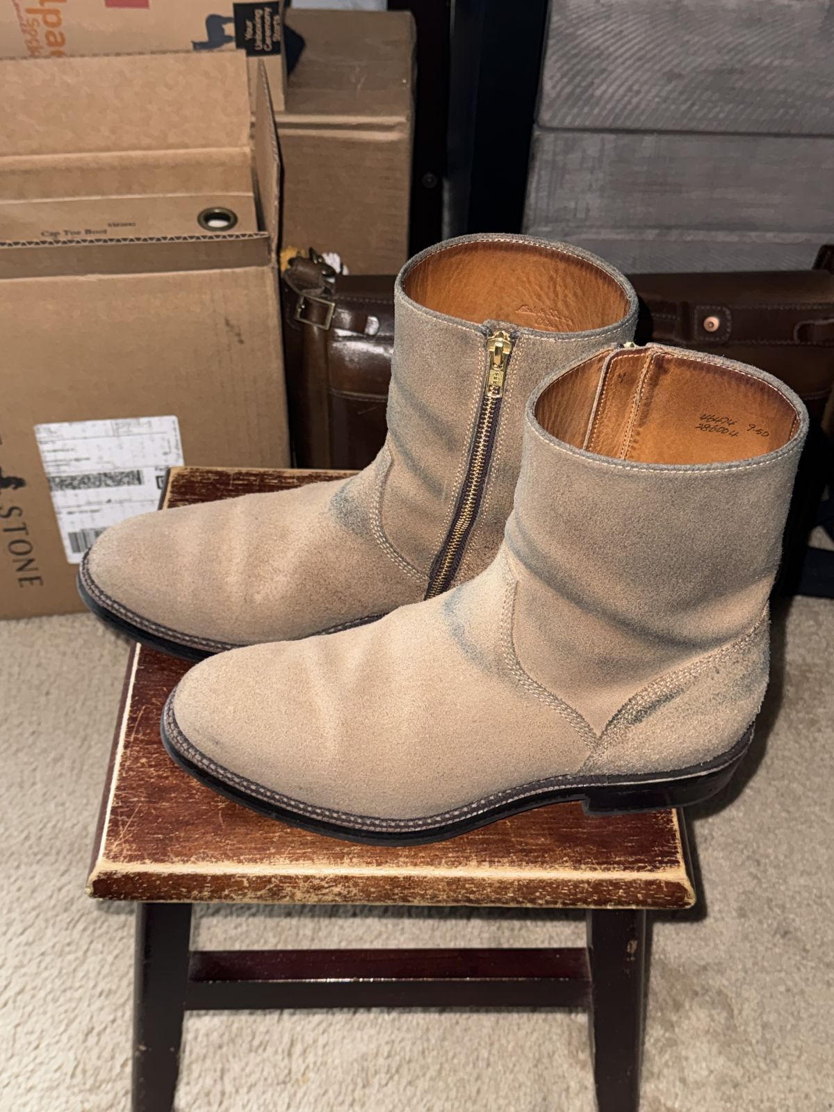 Photo by HeritageWearingPatriot on May 9, 2026 of the Grant Stone Elias in Horween Natural Chromexcel Roughout.