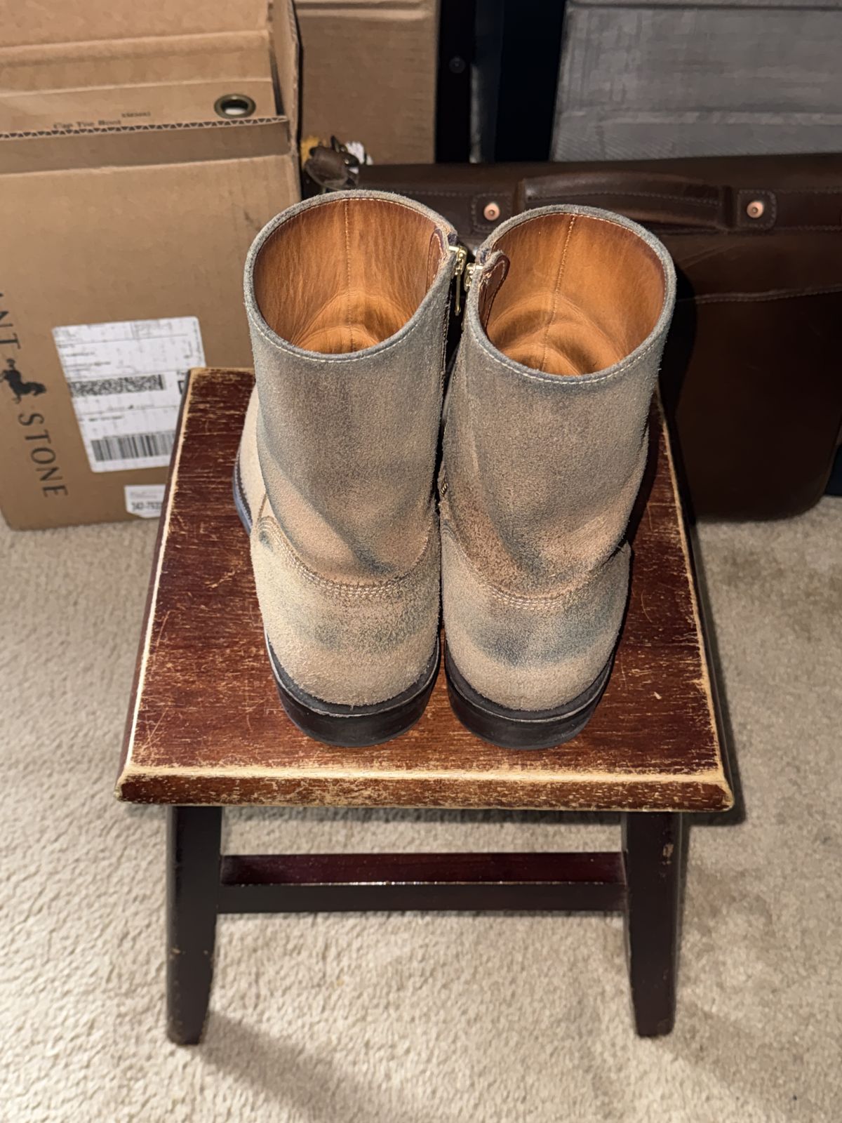 Photo by HeritageWearingPatriot on May 9, 2026 of the Grant Stone Elias in Horween Natural Chromexcel Roughout.