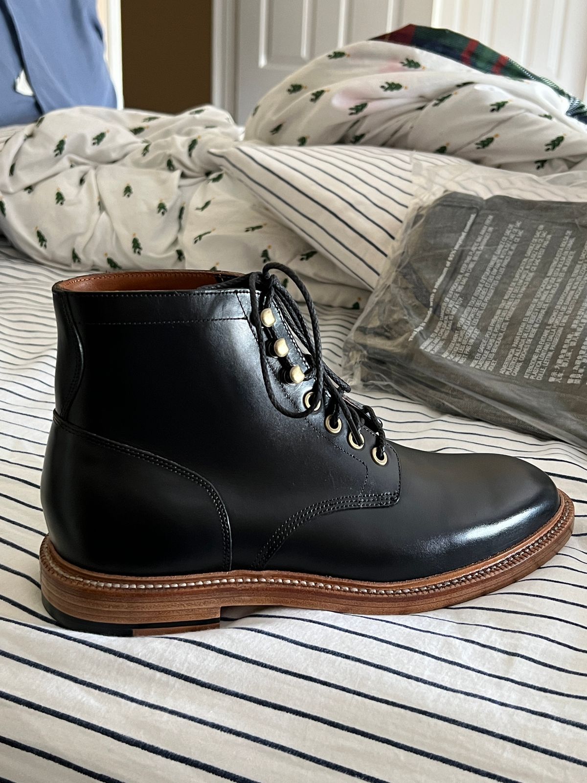 Photo by boots_4_me on May 22, 2023 of the Grant Stone Diesel Boot in Horween Black Chromexcel.