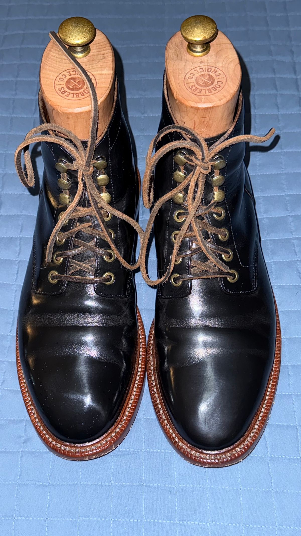 Photo by boots_4_me on November 18, 2024 of the Grant Stone Diesel Boot in Horween Black Chromexcel.