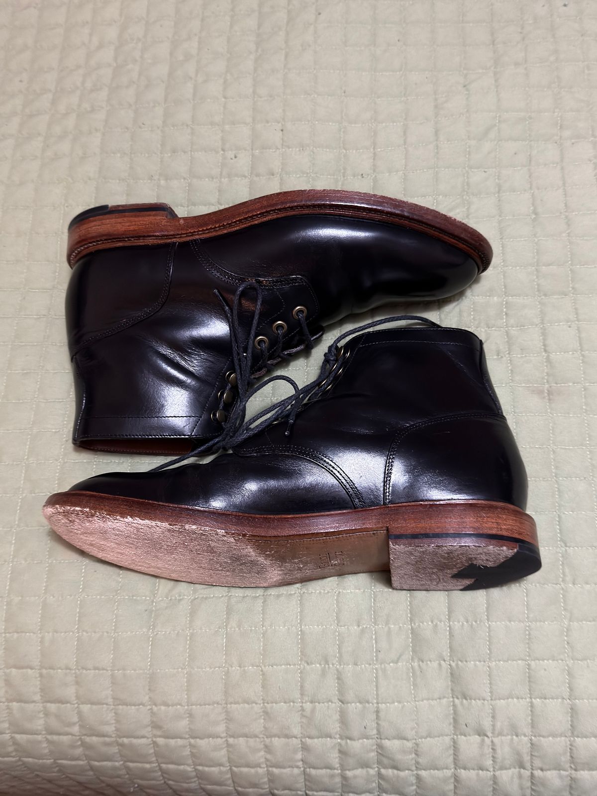 Photo by boots_4_me on April 13, 2025 of the Grant Stone Diesel Boot in Horween Black Chromexcel.
