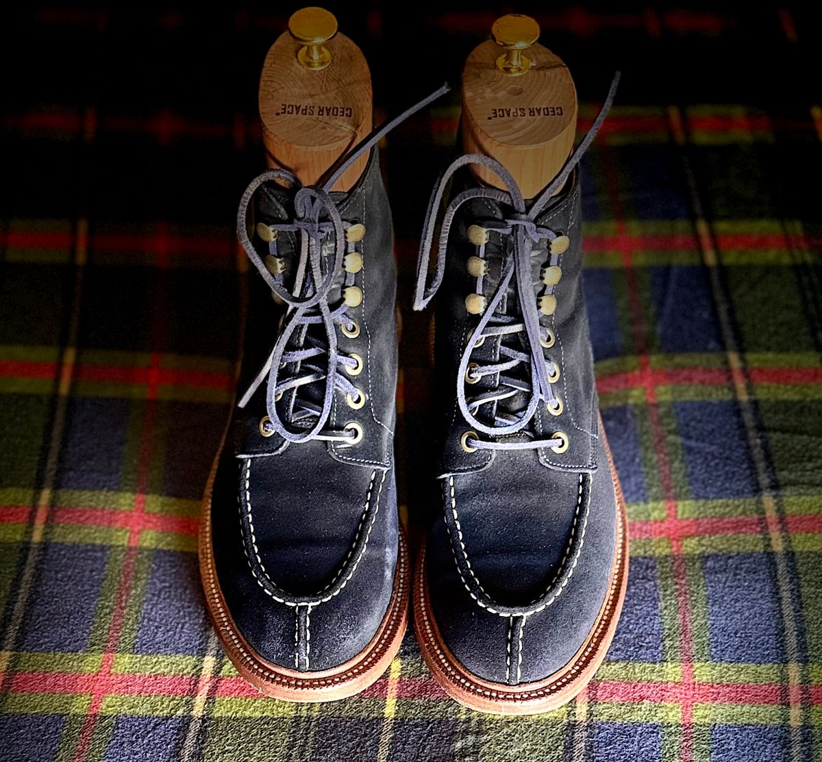 Photo by boots_4_me on October 30, 2024 of the Grant Stone Ottawa Boot in C.F. Stead Navy Blue Janus Calf Suede.