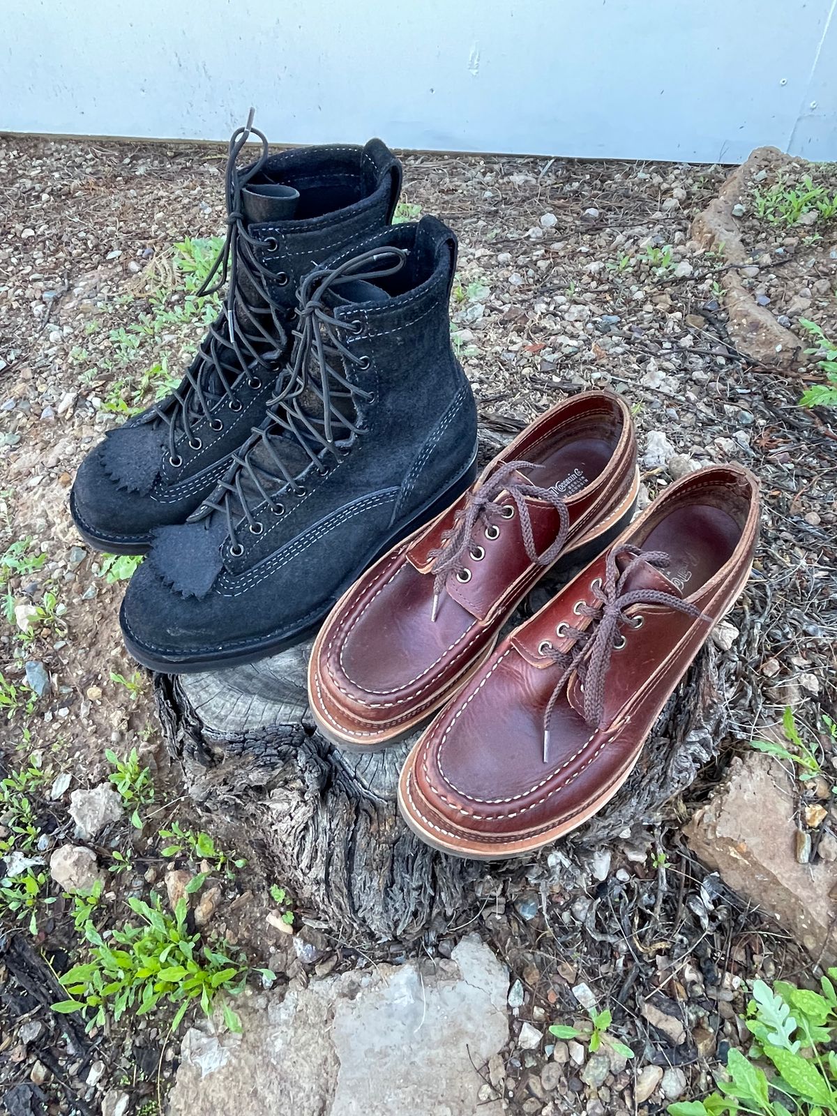 Photo by shakincheese on December 4, 2025 of the Wesco /x The Shop Black DH Service Boot in Seidel Black Oil Tan Roughout.