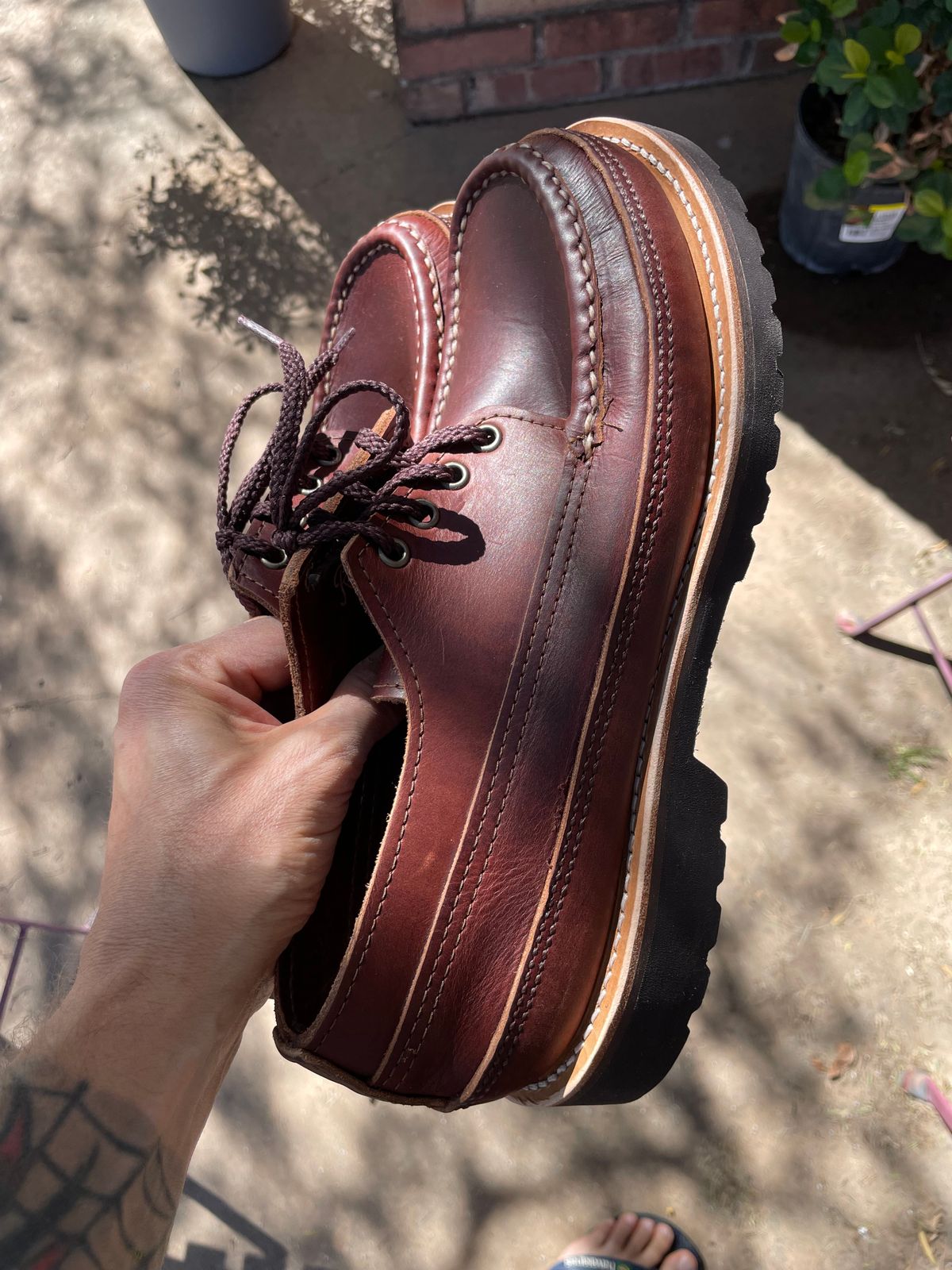 Photo by shakincheese on October 5, 2025 of the Russell Moccasin Co. Fishing Oxford in Seidel British Tan Double Shot.