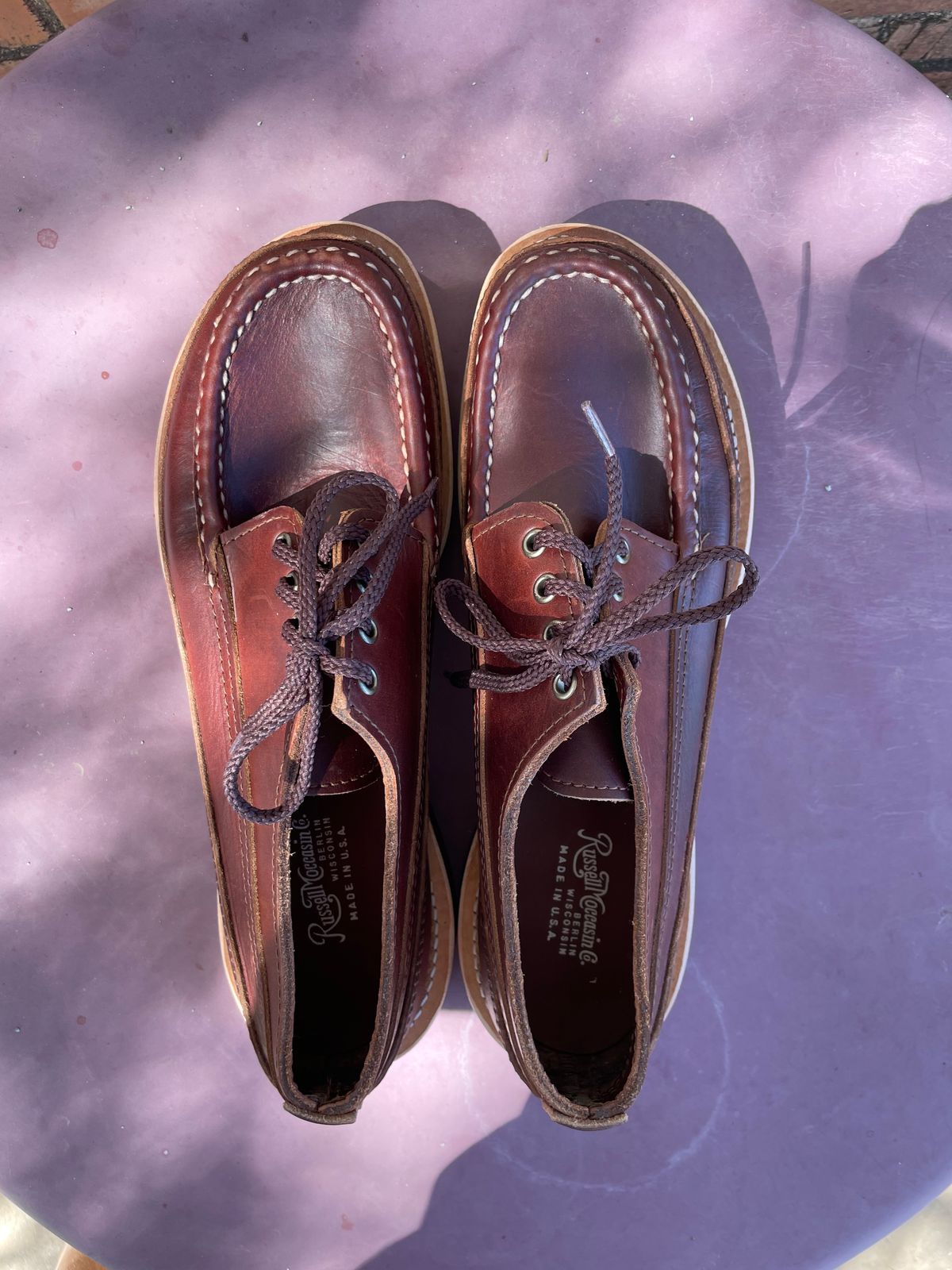 Photo by shakincheese on October 5, 2025 of the Russell Moccasin Co. Fishing Oxford in Seidel British Tan Double Shot.
