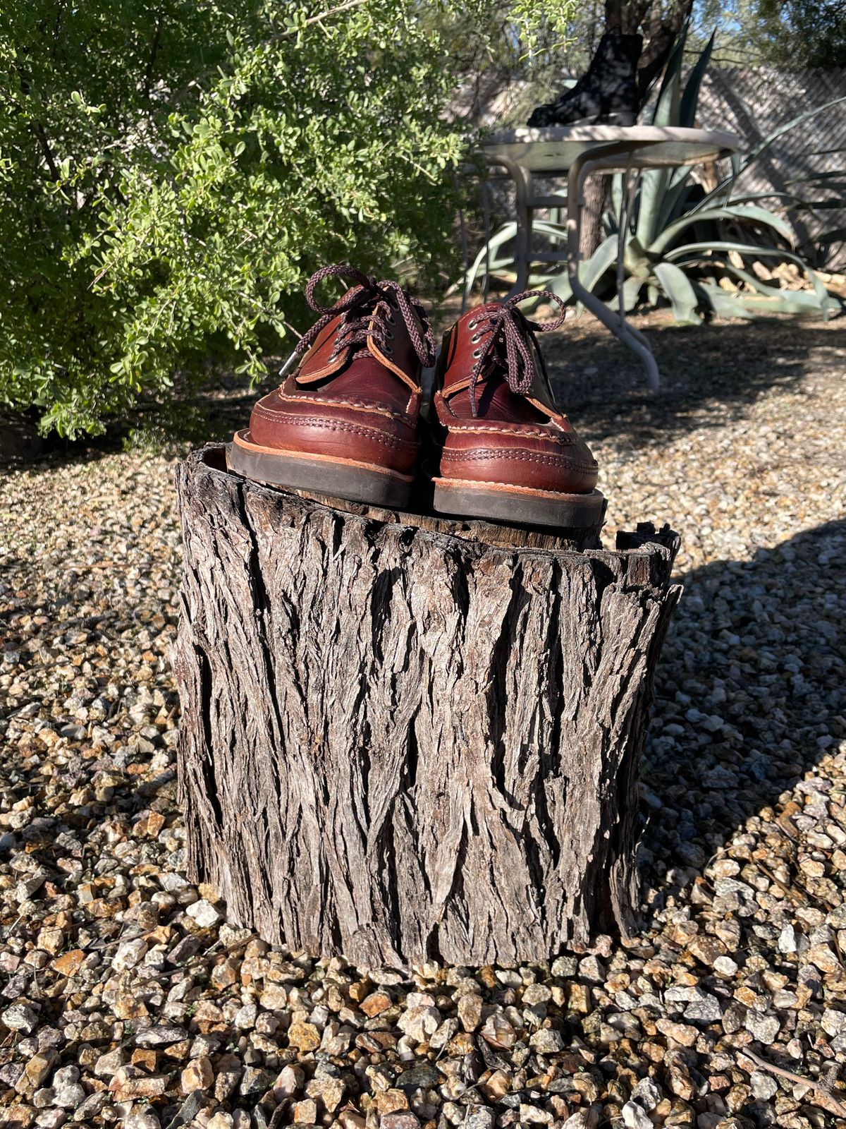 Photo by shakincheese on December 4, 2025 of the Russell Moccasin Co. Fishing Oxford in Seidel British Tan Double Shot.