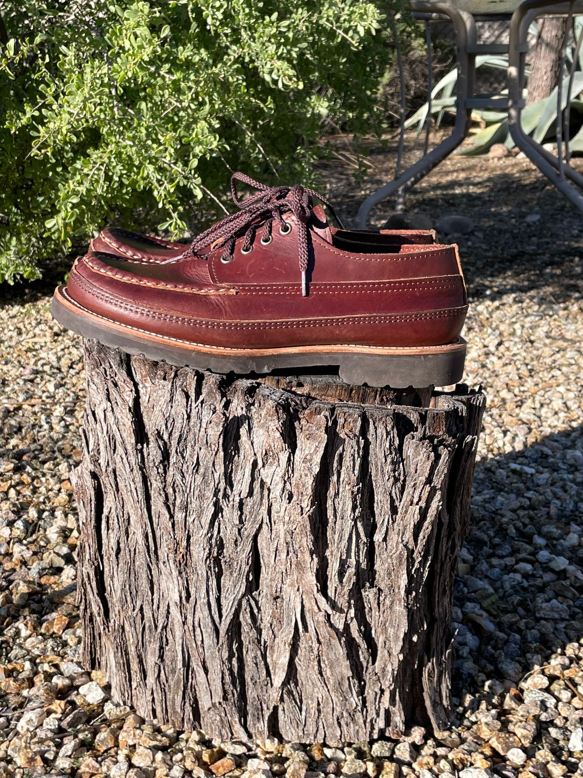 Photo by shakincheese on December 4, 2025 of the Russell Moccasin Co. Fishing Oxford in Seidel British Tan Double Shot.