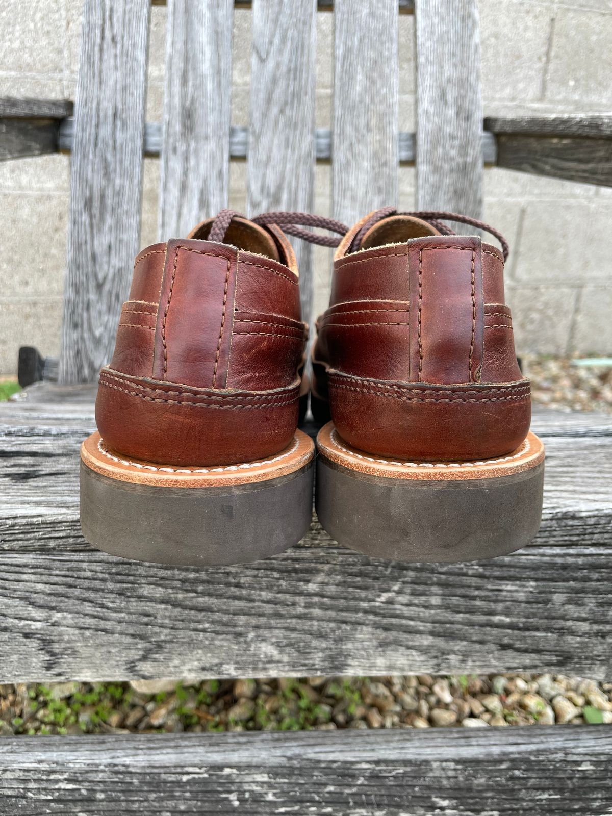 Photo by shakincheese on January 4, 2026 of the Russell Moccasin Co. Fishing Oxford in Seidel British Tan Double Shot.