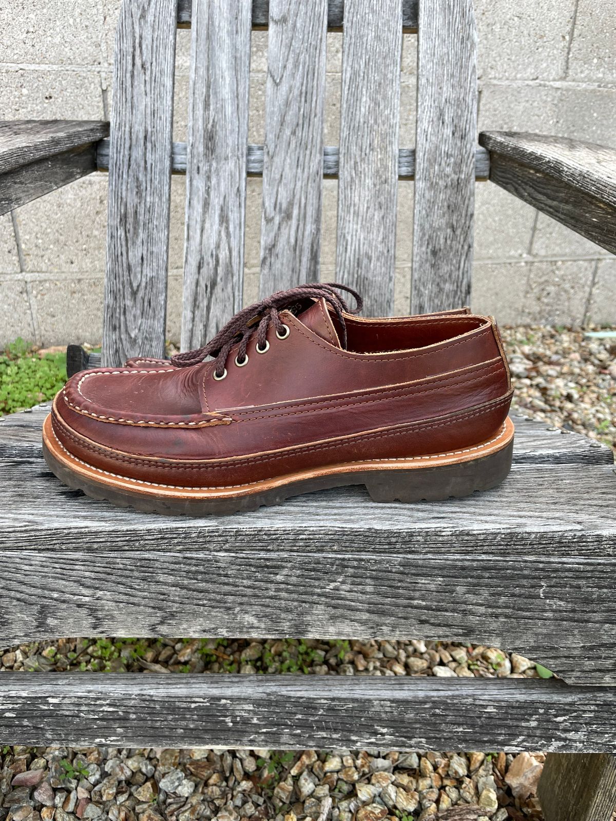 Photo by shakincheese on January 4, 2026 of the Russell Moccasin Co. Fishing Oxford in Seidel British Tan Double Shot.