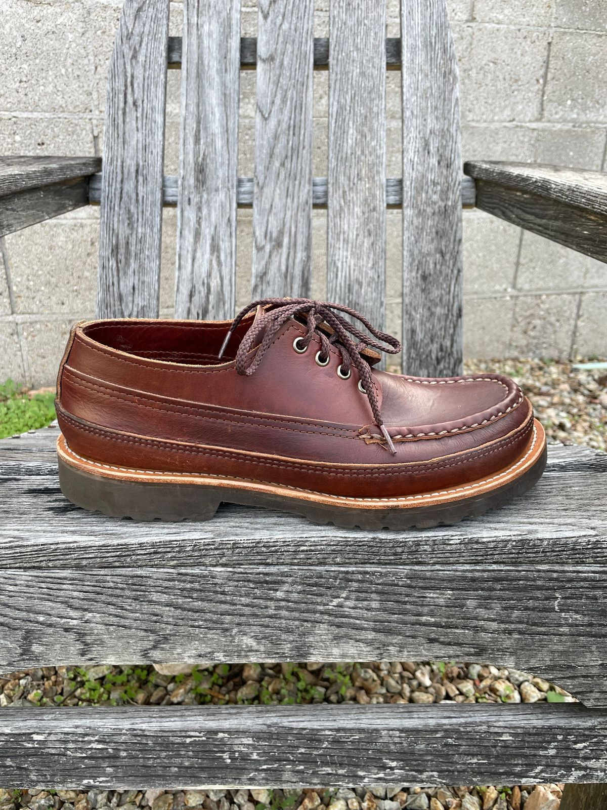 Photo by shakincheese on January 4, 2026 of the Russell Moccasin Co. Fishing Oxford in Seidel British Tan Double Shot.