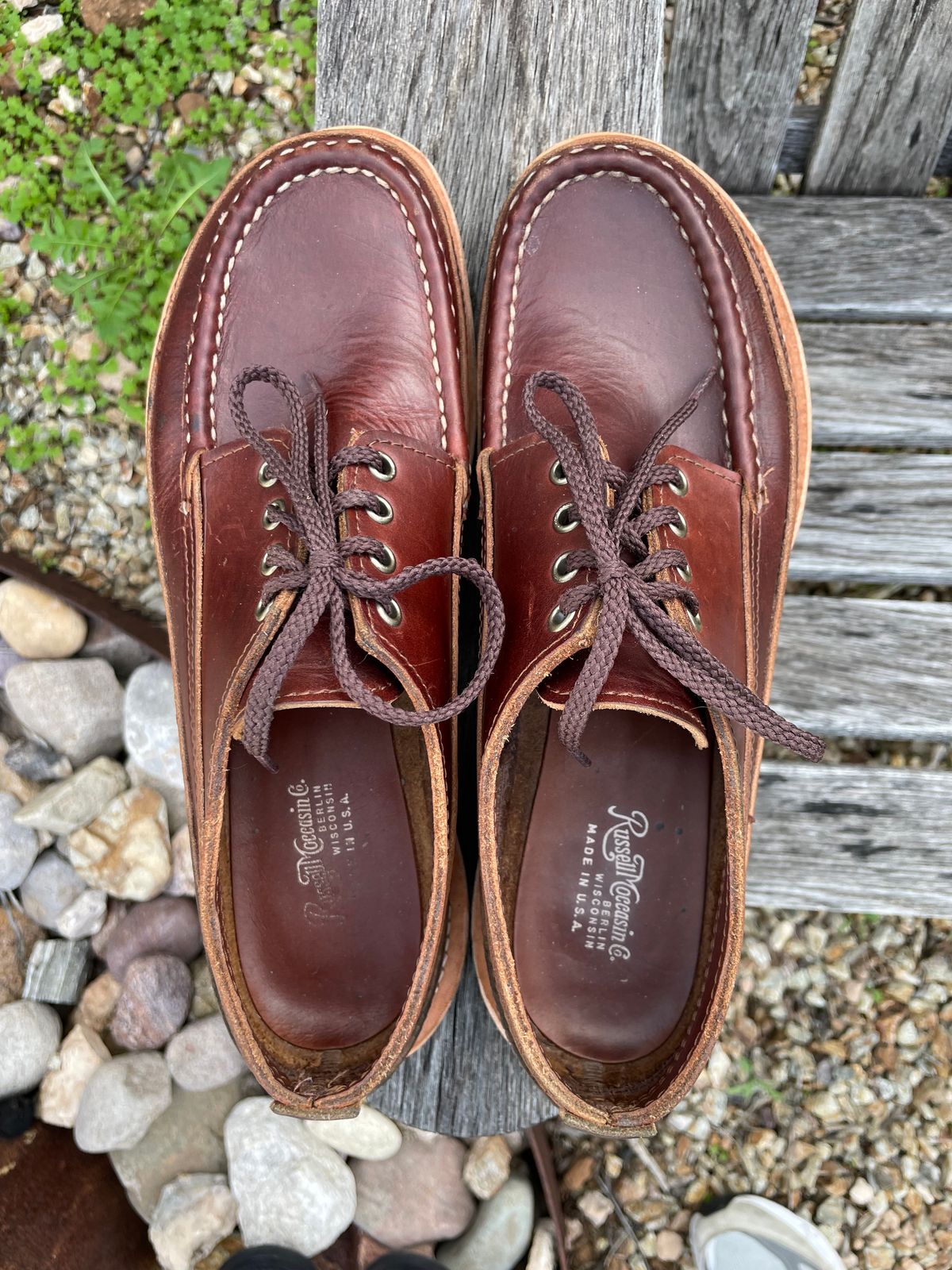 Photo by shakincheese on January 4, 2026 of the Russell Moccasin Co. Fishing Oxford in Seidel British Tan Double Shot.