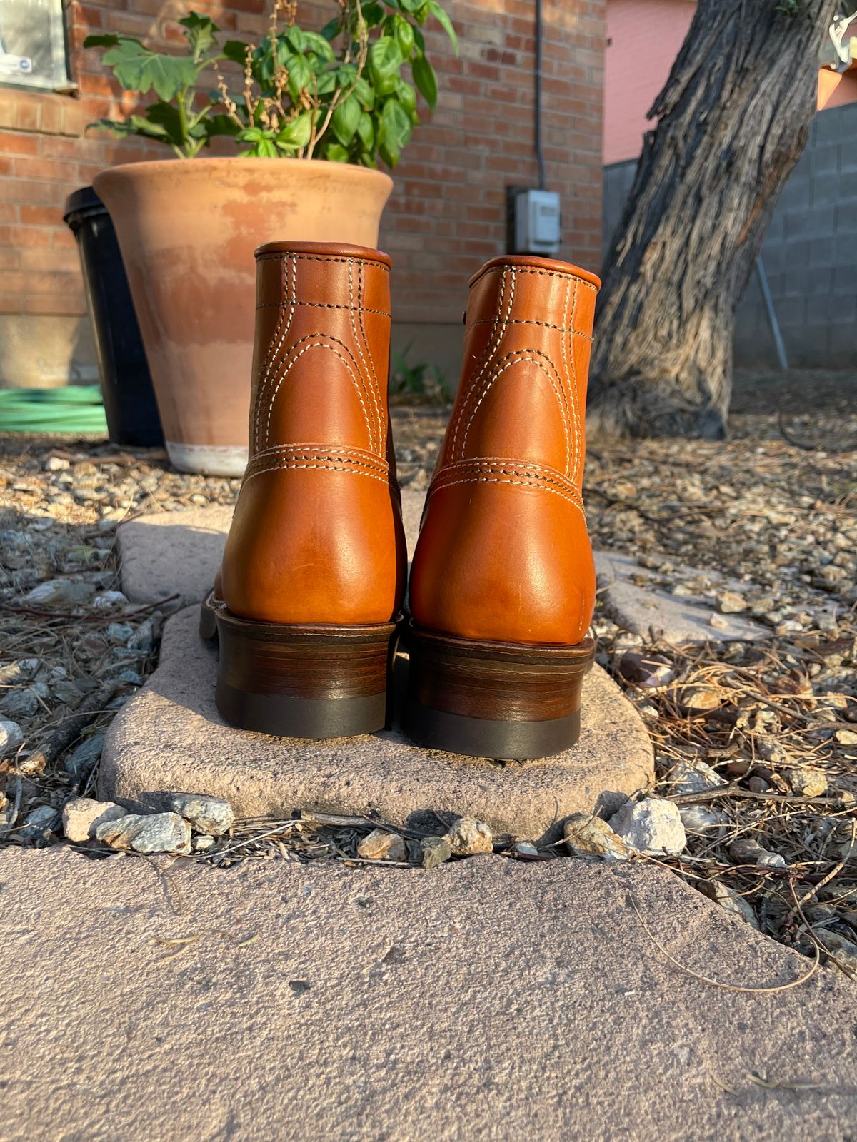 Photo by shakincheese on October 3, 2023 of the John Lofgren Donkey Puncher Boots in Badalassi Carlo Cognac Minerva.