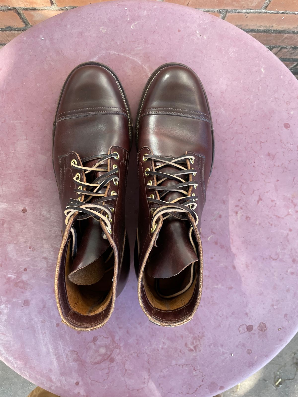 Photo by shakincheese on October 5, 2024 of the Viberg Service Boot in Horween Brown Chromexcel.