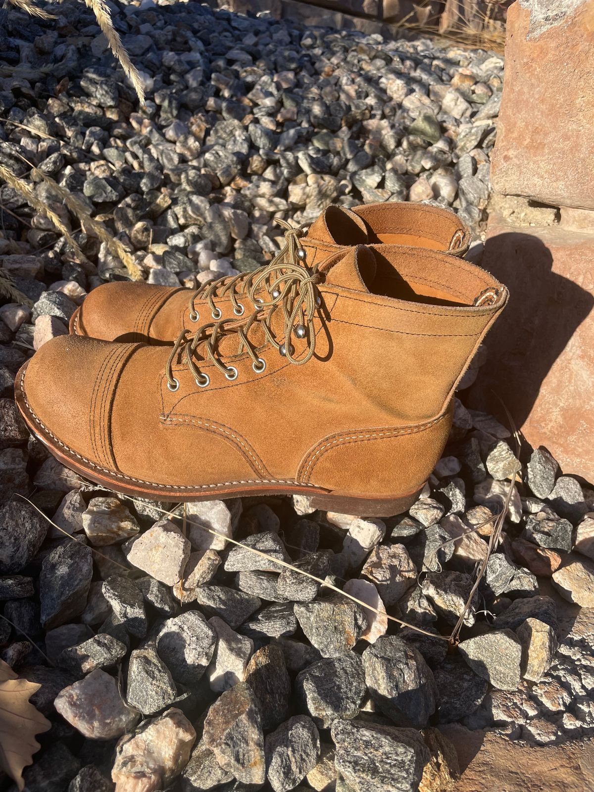 Photo by couchpotato on December 5, 2024 of the Red Wing Iron Ranger in S.B. Foot Hawthorne Muleskinner.