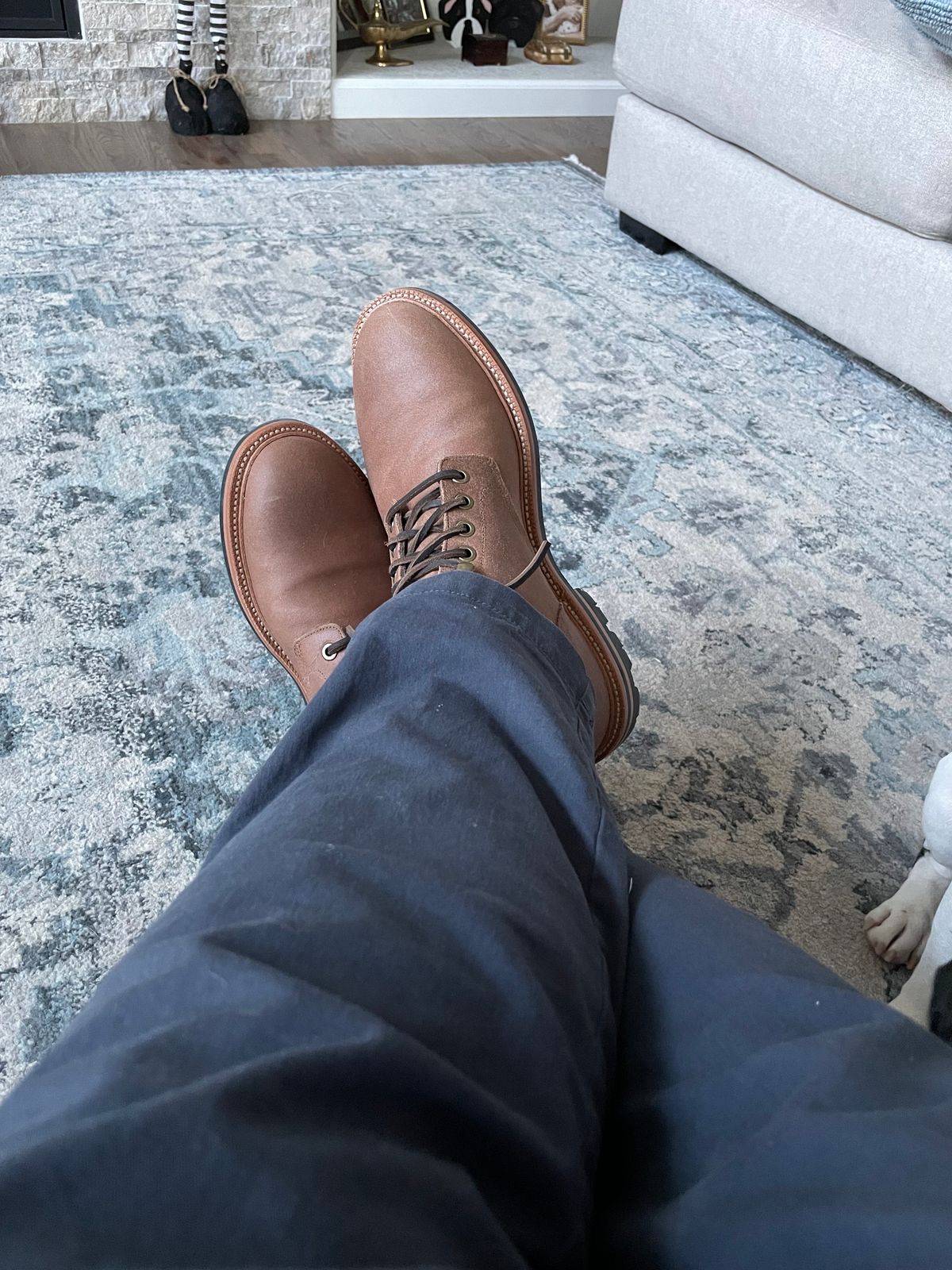 Photo by couchpotato on November 2, 2023 of the Grant Stone Diesel Boot in C.F. Stead Natural Waxy Commander Suede.