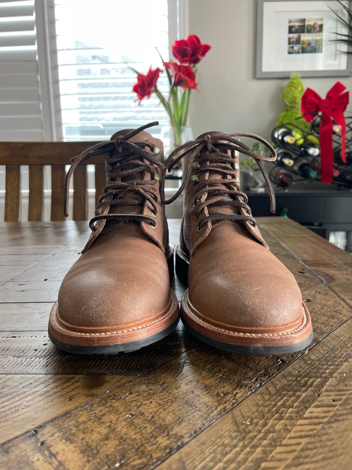 Photo by couchpotato on January 4, 2024 of the Grant Stone Diesel Boot in C.F. Stead Natural Waxy Commander Suede.