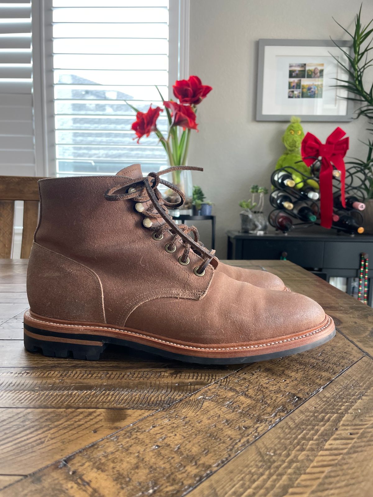 Photo by couchpotato on January 4, 2024 of the Grant Stone Diesel Boot in C.F. Stead Natural Waxy Commander Suede.