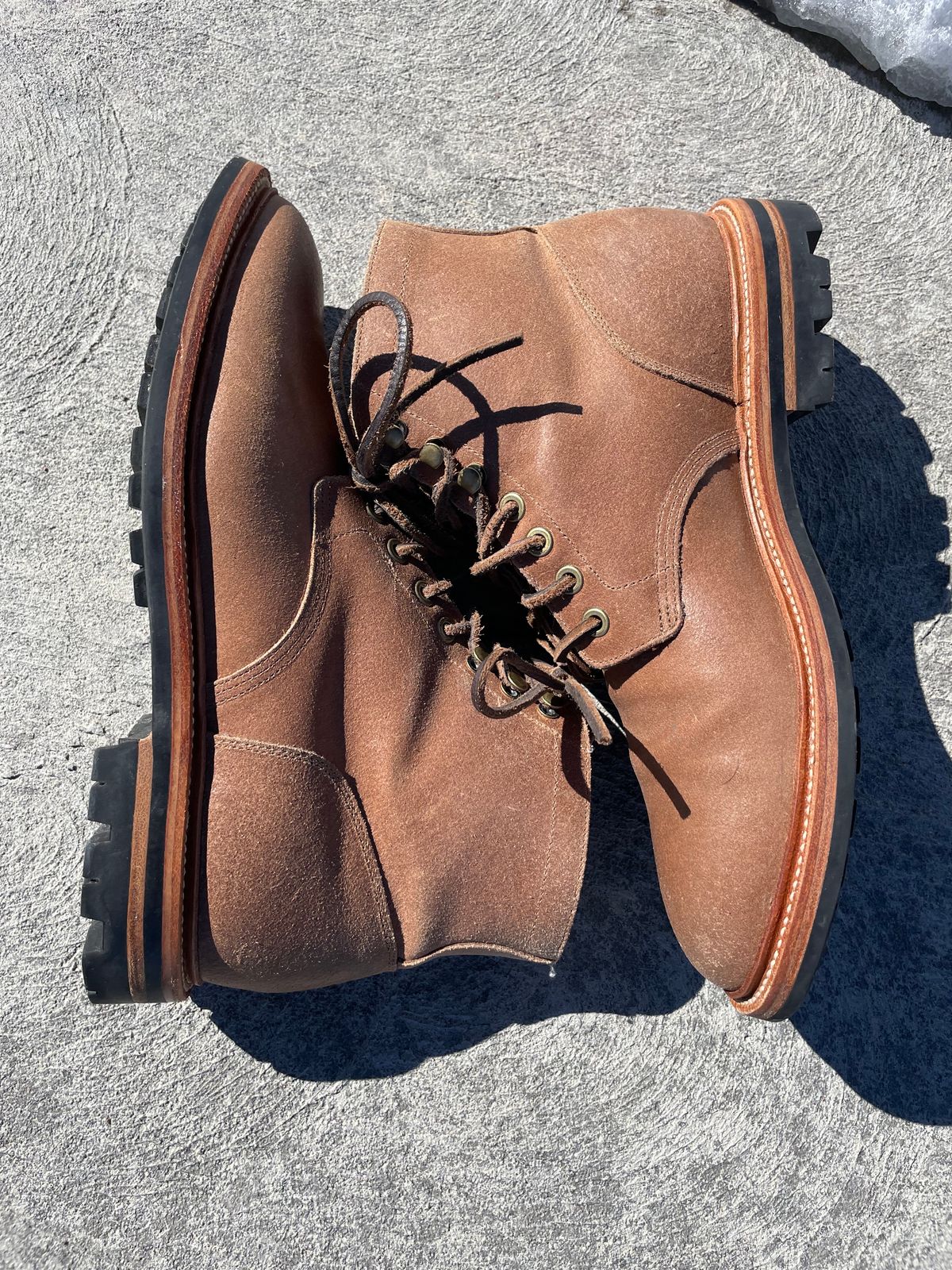 Photo by couchpotato on February 4, 2024 of the Grant Stone Diesel Boot in C.F. Stead Natural Waxy Commander Suede.
