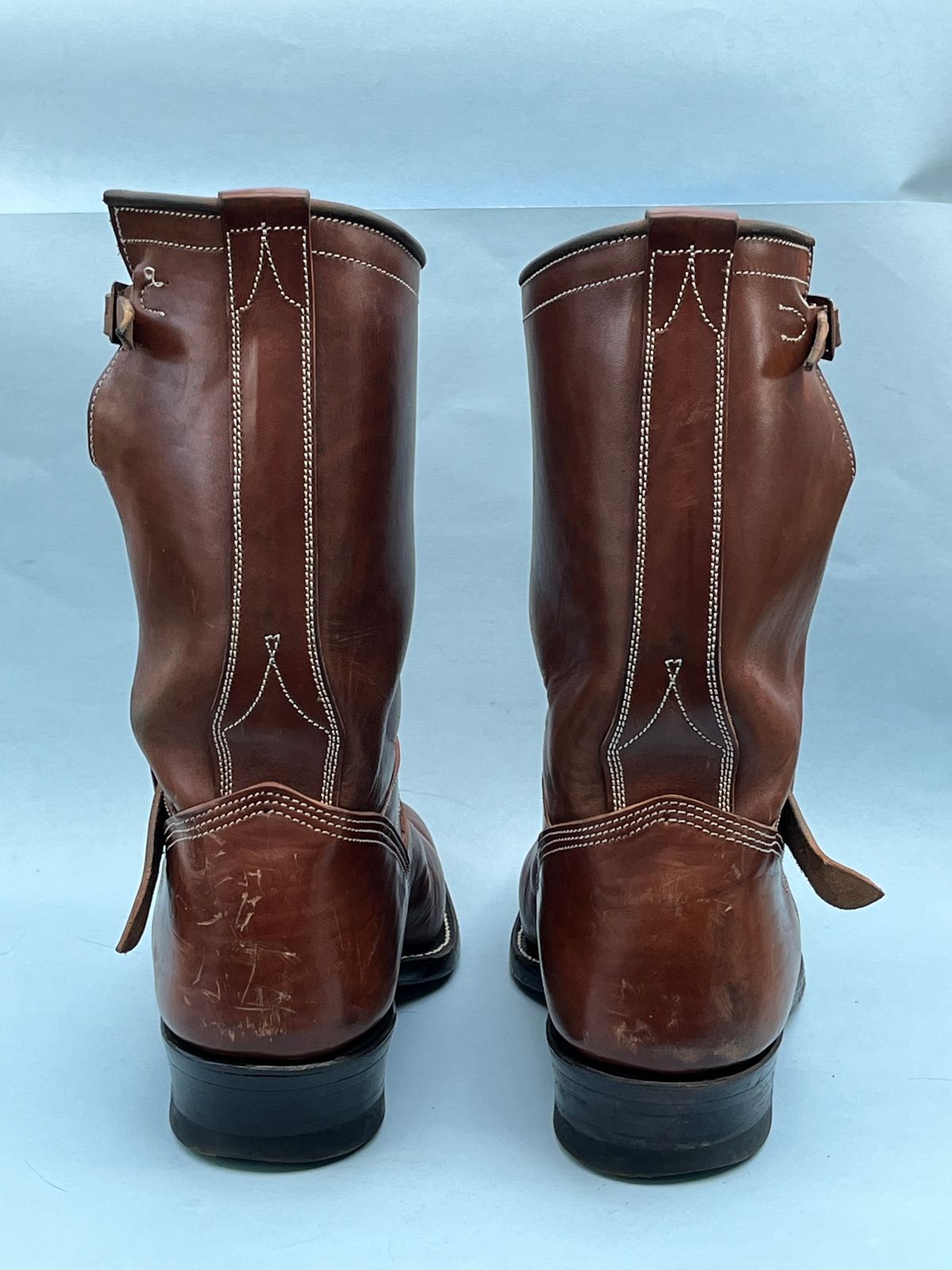 Photo by rickdawg on January 2, 2024 of the Unsung U 22-2 Engineer Boot in Maryam Toscanello Horsebutt Overdyed Walnut.