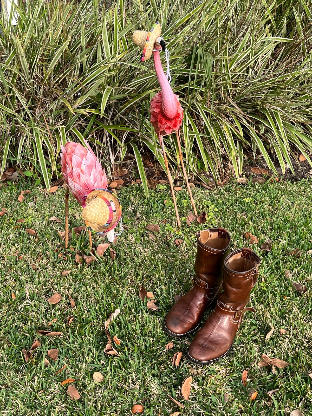 Photo by rickdawg on March 5, 2024 of the Unsung U 22-2 Engineer Boot in Maryam Toscanello Horsebutt Overdyed Walnut.