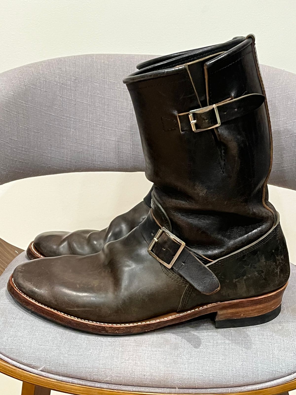 Photo by rickdawg on November 5, 2025 of the John Lofgren Wabash Engineer Boots in Maryam Salvia Rovescio Sego & Shinki Black Teacore Horsebutt.