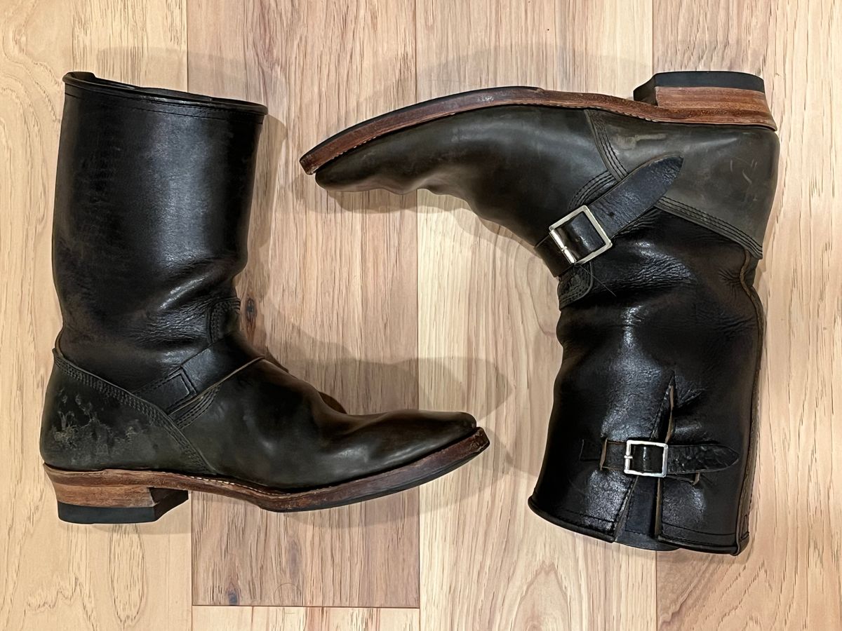 Photo by rickdawg on November 5, 2025 of the John Lofgren Wabash Engineer Boots in Maryam Salvia Rovescio Sego & Shinki Black Teacore Horsebutt.