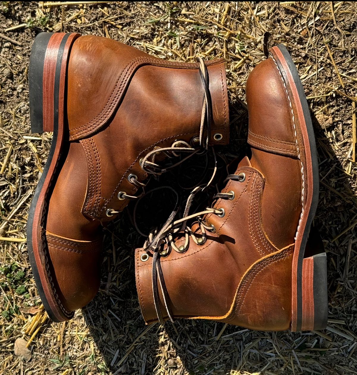 Photo by ham_boy00 on November 3, 2024 of the Nicks Americana in Horween Orange Predator.
