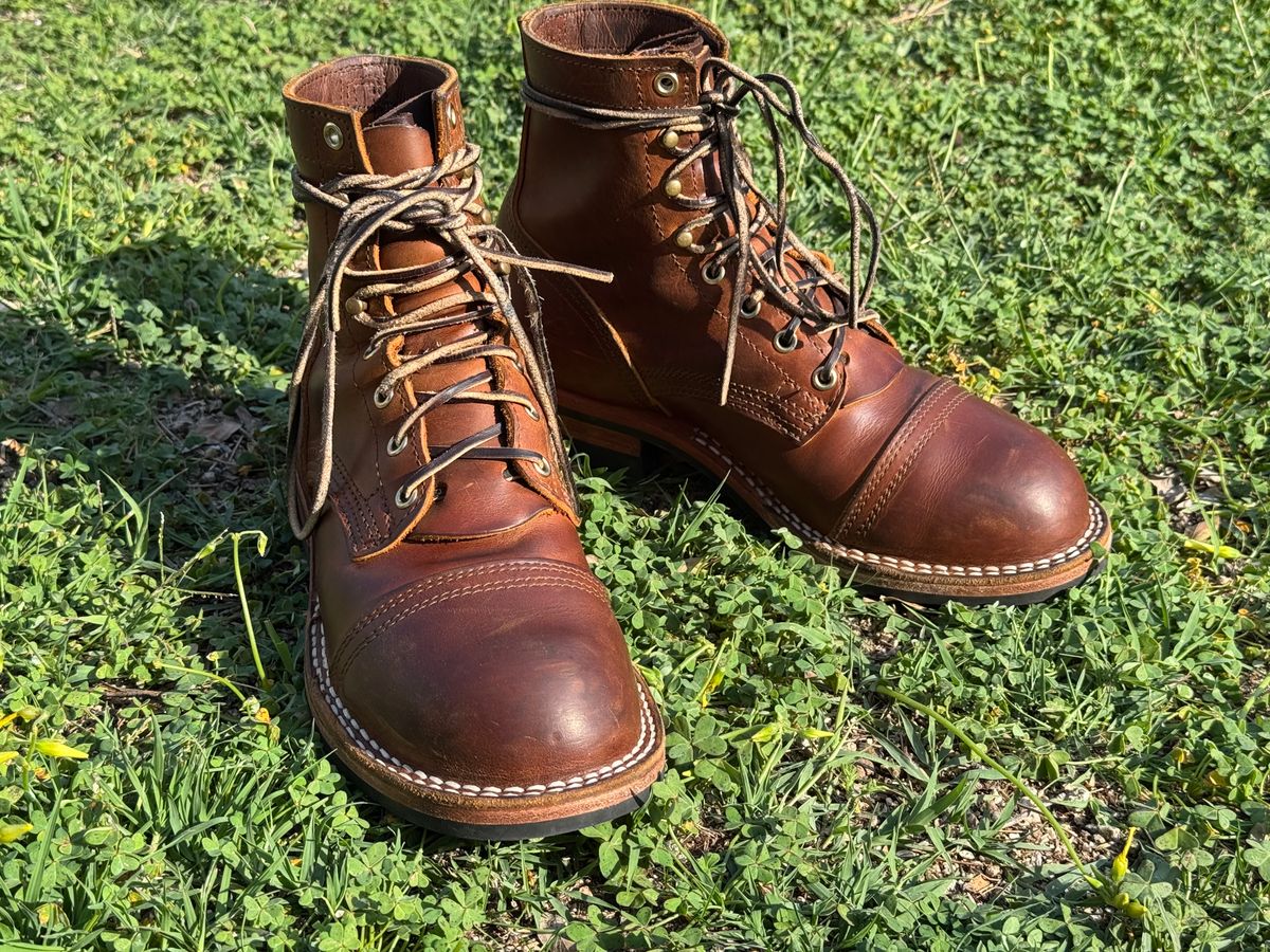 Photo by ham_boy00 on March 22, 2025 of the Nicks Americana in Horween Orange Predator.