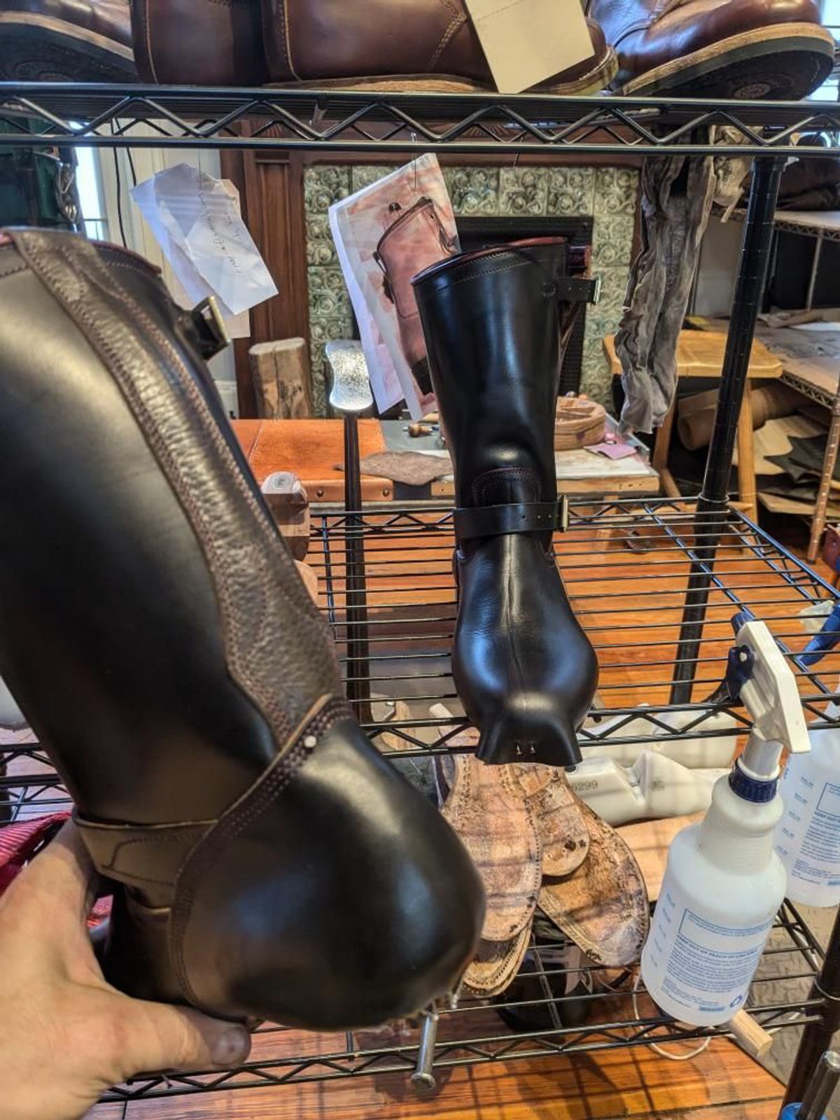 Photo by nathanjcreel on December 17, 2024 of the Unsung U 22-2 Engineer Boot in Horween Burgundy Workshoe Butt Overdyed Black.
