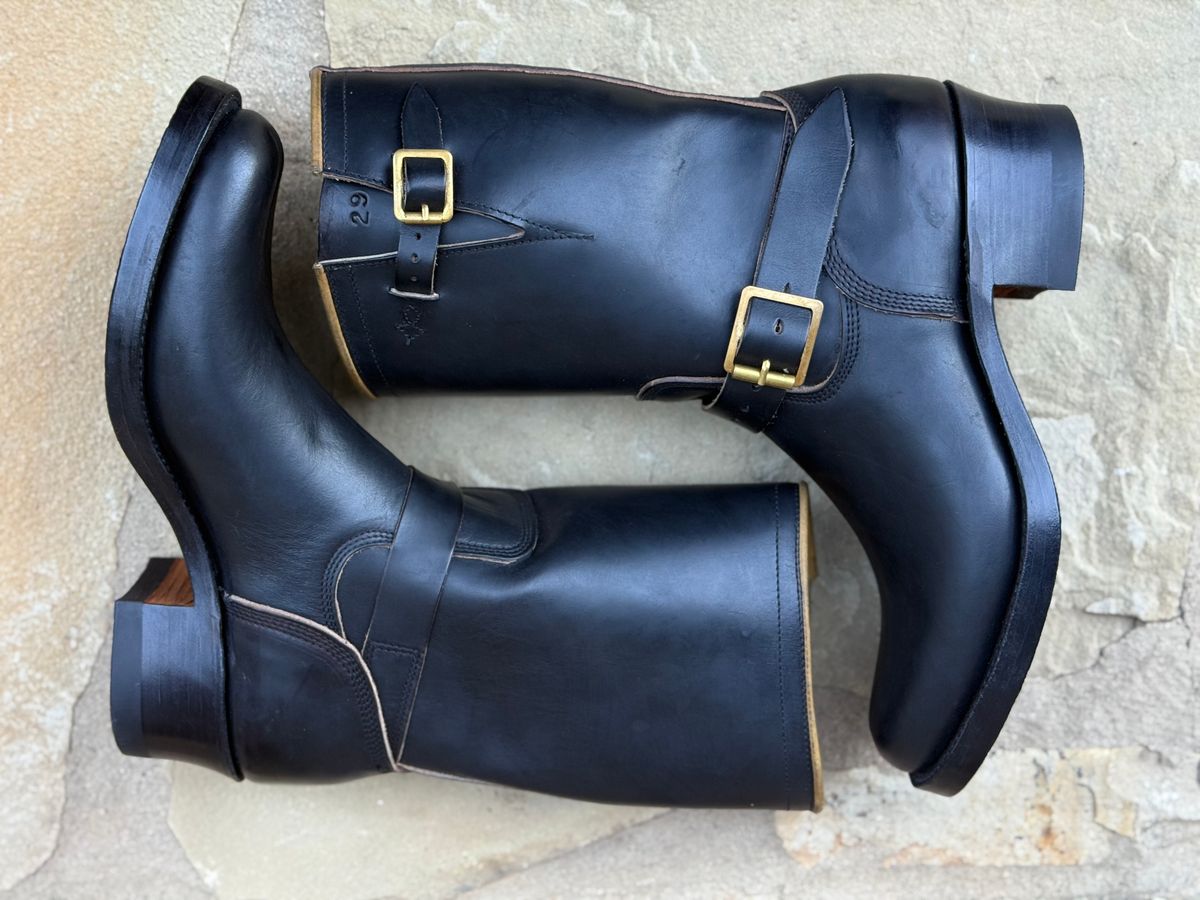 Photo by nathanjcreel on October 1, 2025 of the Role Club Engineer Boots in Horween Black Chromexcel Horsehide.