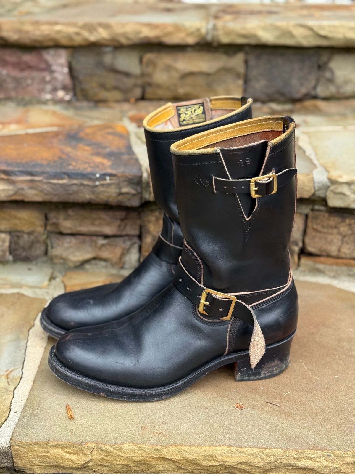 Photo by nathanjcreel on December 5, 2025 of the Role Club Engineer Boots in Horween Black Chromexcel Horsehide.