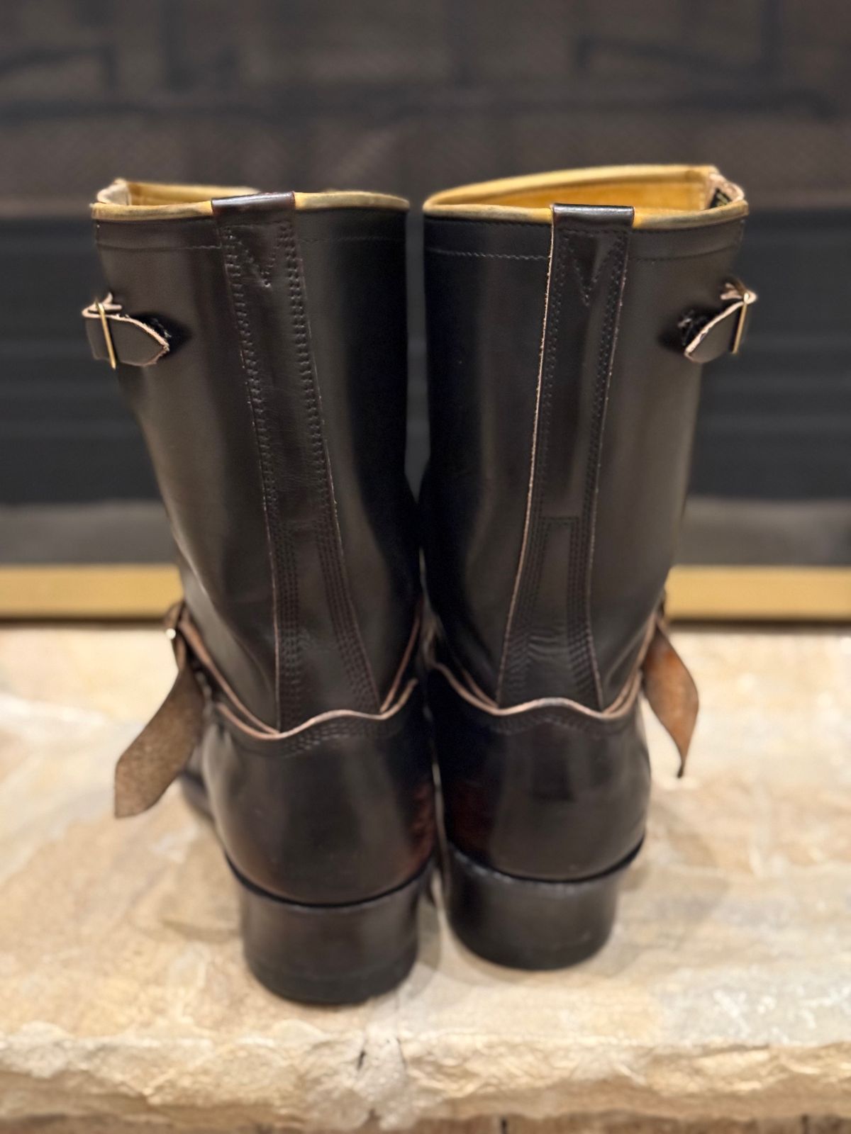 Photo by nathanjcreel on January 5, 2026 of the Role Club Engineer Boots in Horween Black Chromexcel Horsehide.