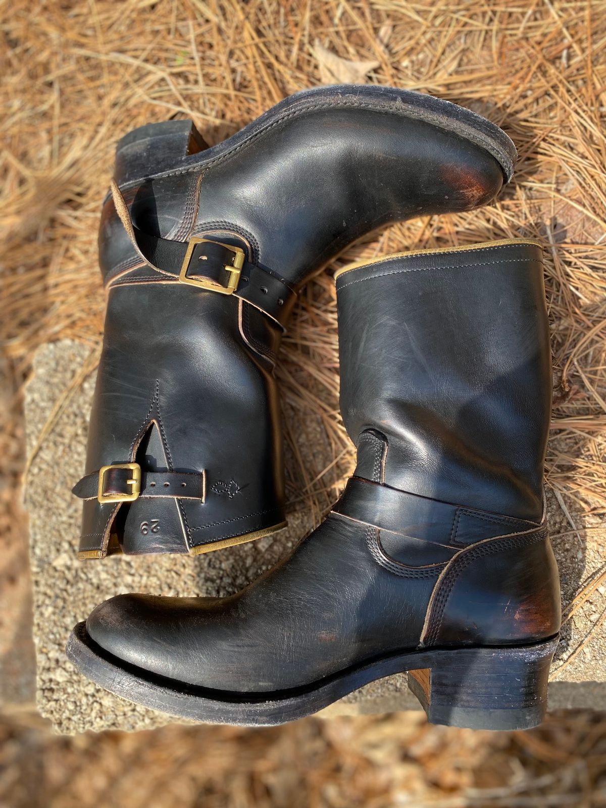 Photo by nathanjcreel on March 5, 2026 of the Role Club Engineer Boots in Horween Black Chromexcel Horsehide.