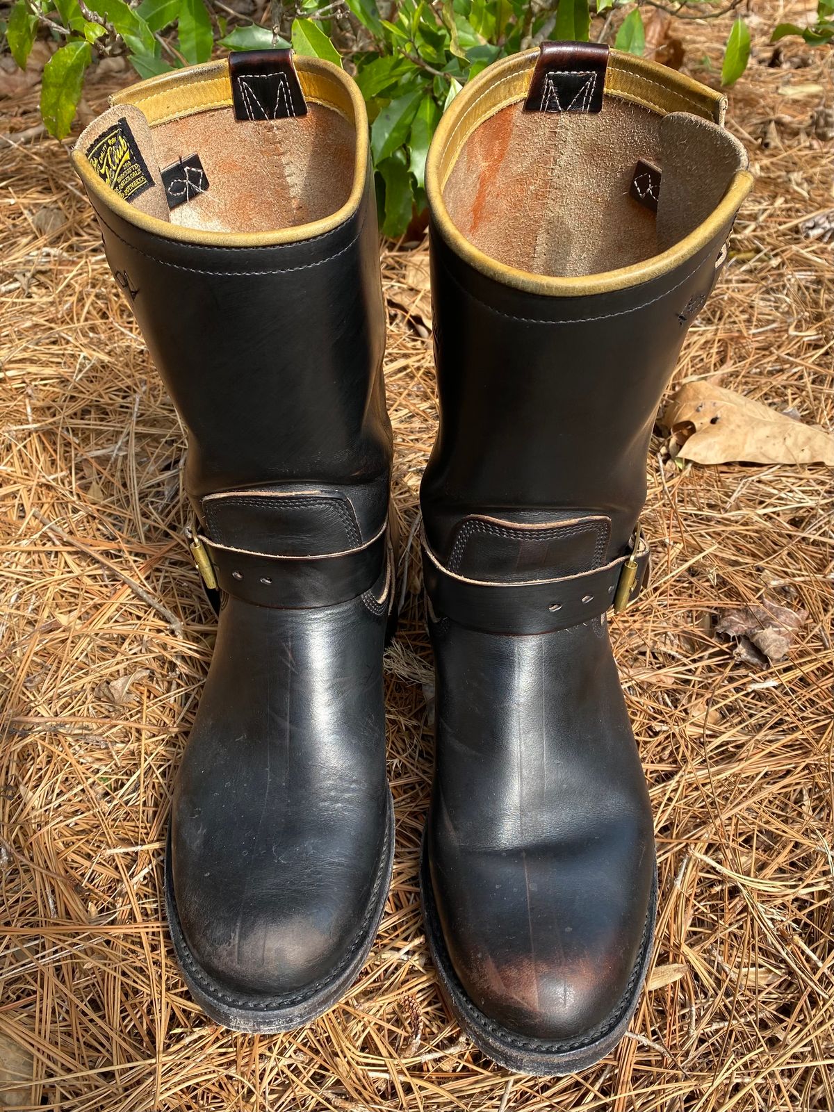 Photo by nathanjcreel on March 5, 2026 of the Role Club Engineer Boots in Horween Black Chromexcel Horsehide.