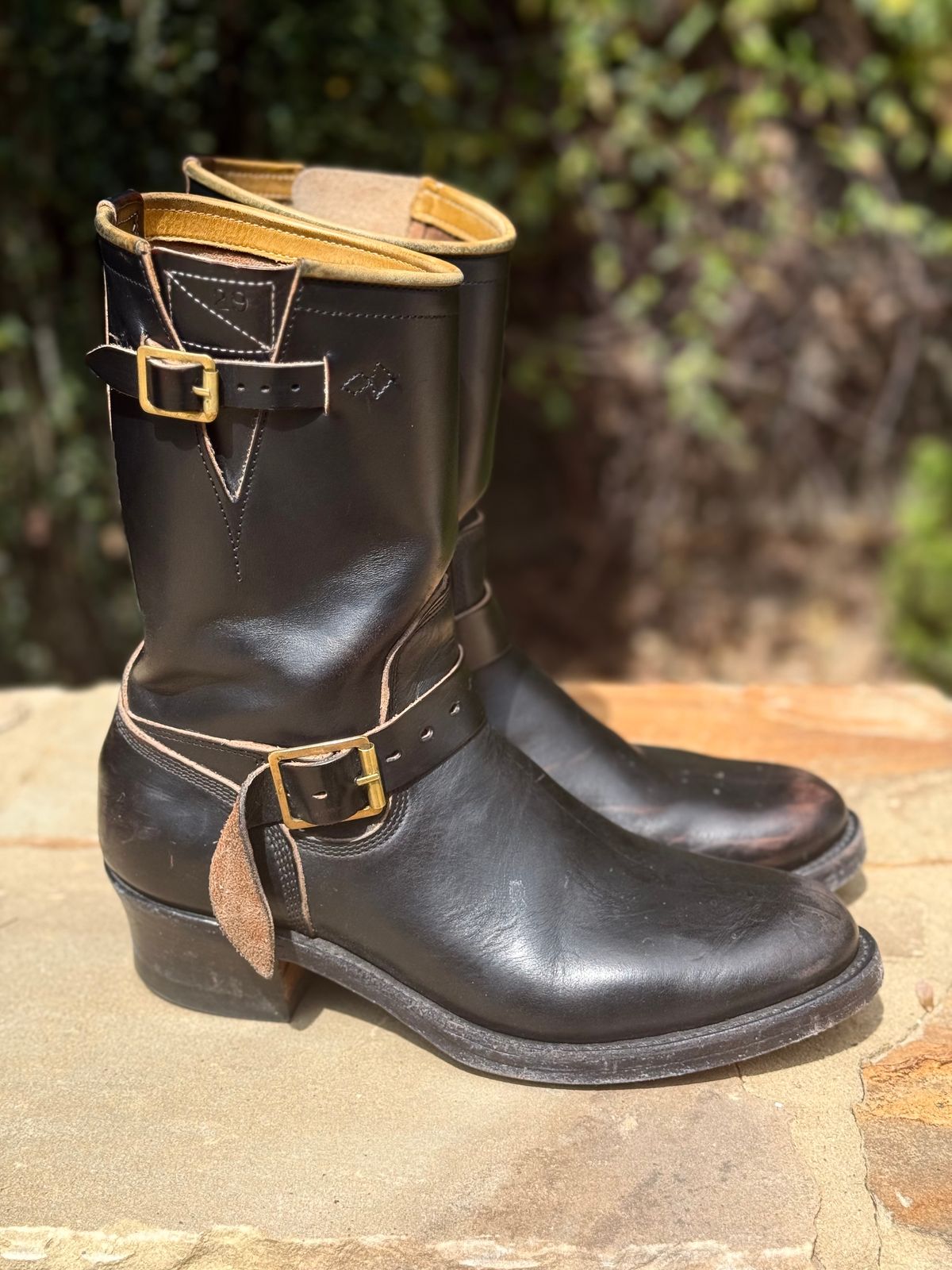Photo by nathanjcreel on April 1, 2026 of the Role Club Engineer Boots in Horween Black Chromexcel Horsehide.