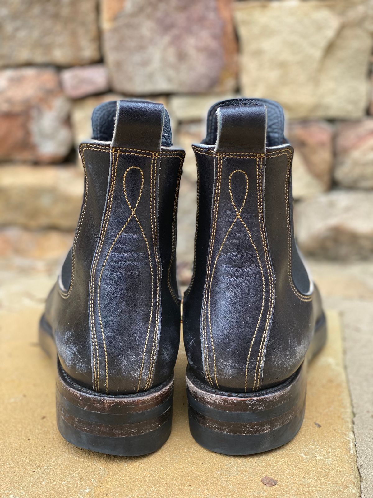 Photo by nathanjcreel on January 5, 2025 of the Fortis Boots Wholecut Chelsea in Maryam Horsebutt Grigio Light Natural Overdyed Black.