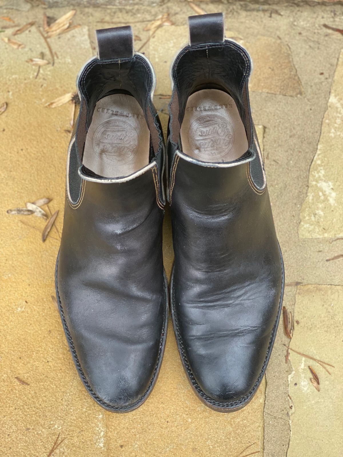 Photo by nathanjcreel on January 5, 2025 of the Fortis Boots Wholecut Chelsea in Maryam Horsebutt Grigio Light Natural Overdyed Black.