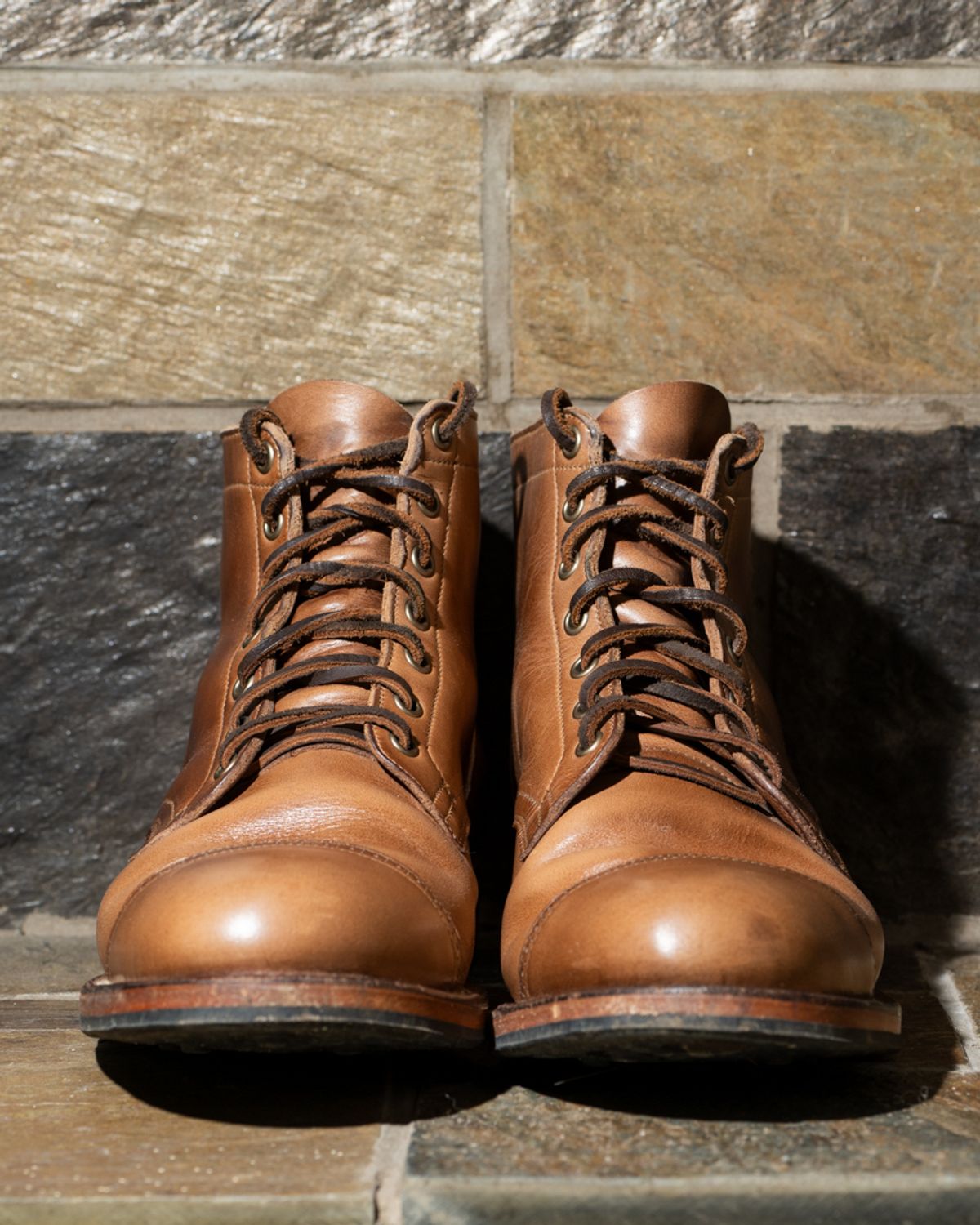 Photo by heritage_by_niels on November 1, 2023 of the Viberg Service Boot BCT in Horween Natural Chromexcel.