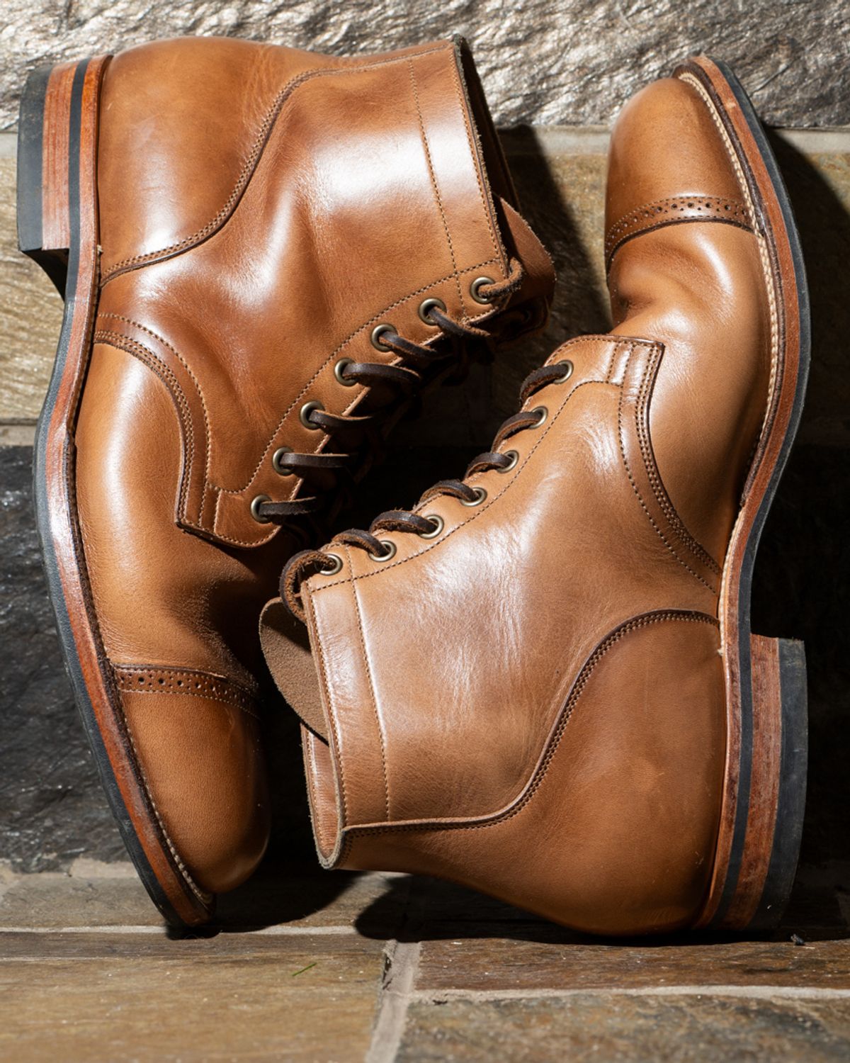 Photo by heritage_by_niels on November 1, 2023 of the Viberg Service Boot BCT in Horween Natural Chromexcel.