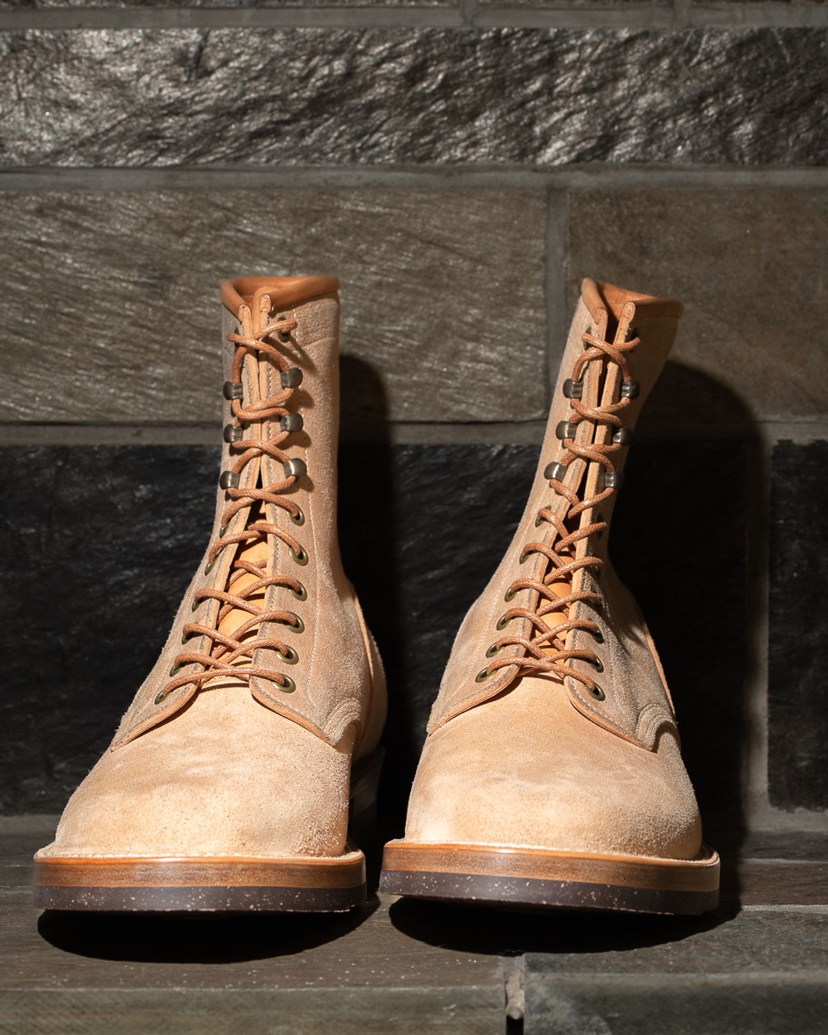 Photo by heritage_by_niels on November 1, 2025 of the Onderhoud SVC02 Packer Boot in Maryam Natural Horsebutt Roughout.