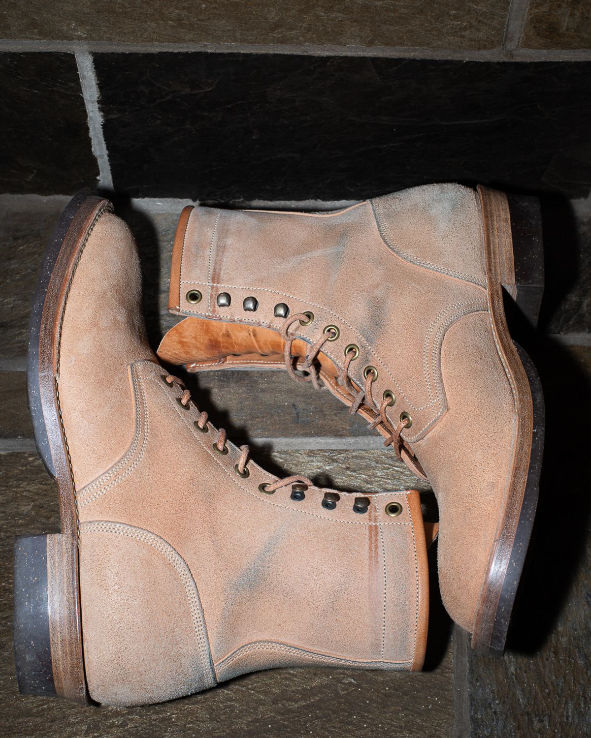 Photo by heritage_by_niels on January 3, 2026 of the Onderhoud SVC02 Packer Boot in Maryam Natural Horsebutt Roughout.
