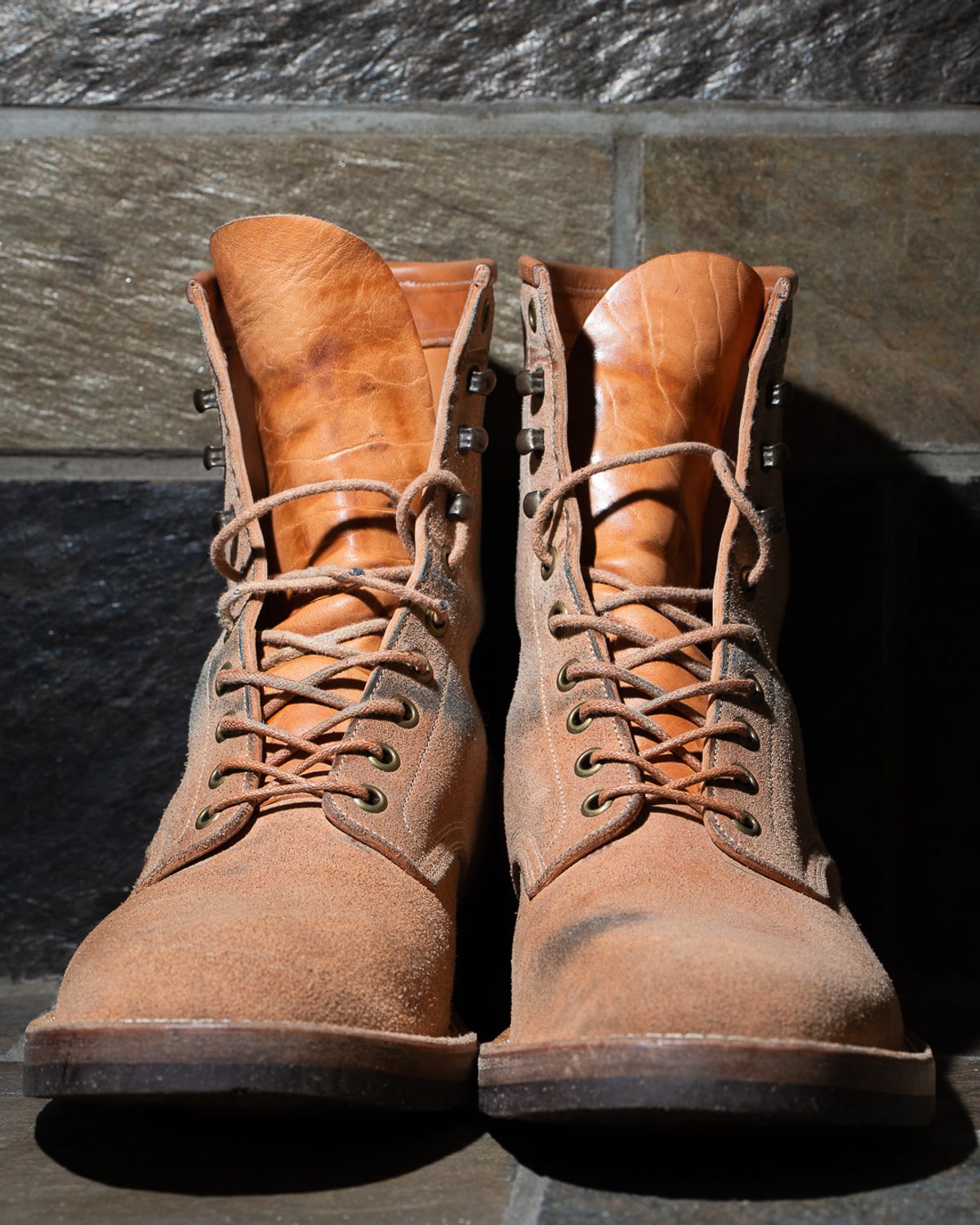 Photo by heritage_by_niels on February 2, 2026 of the Onderhoud SVC02 Packer Boot in Maryam Natural Horsebutt Roughout.